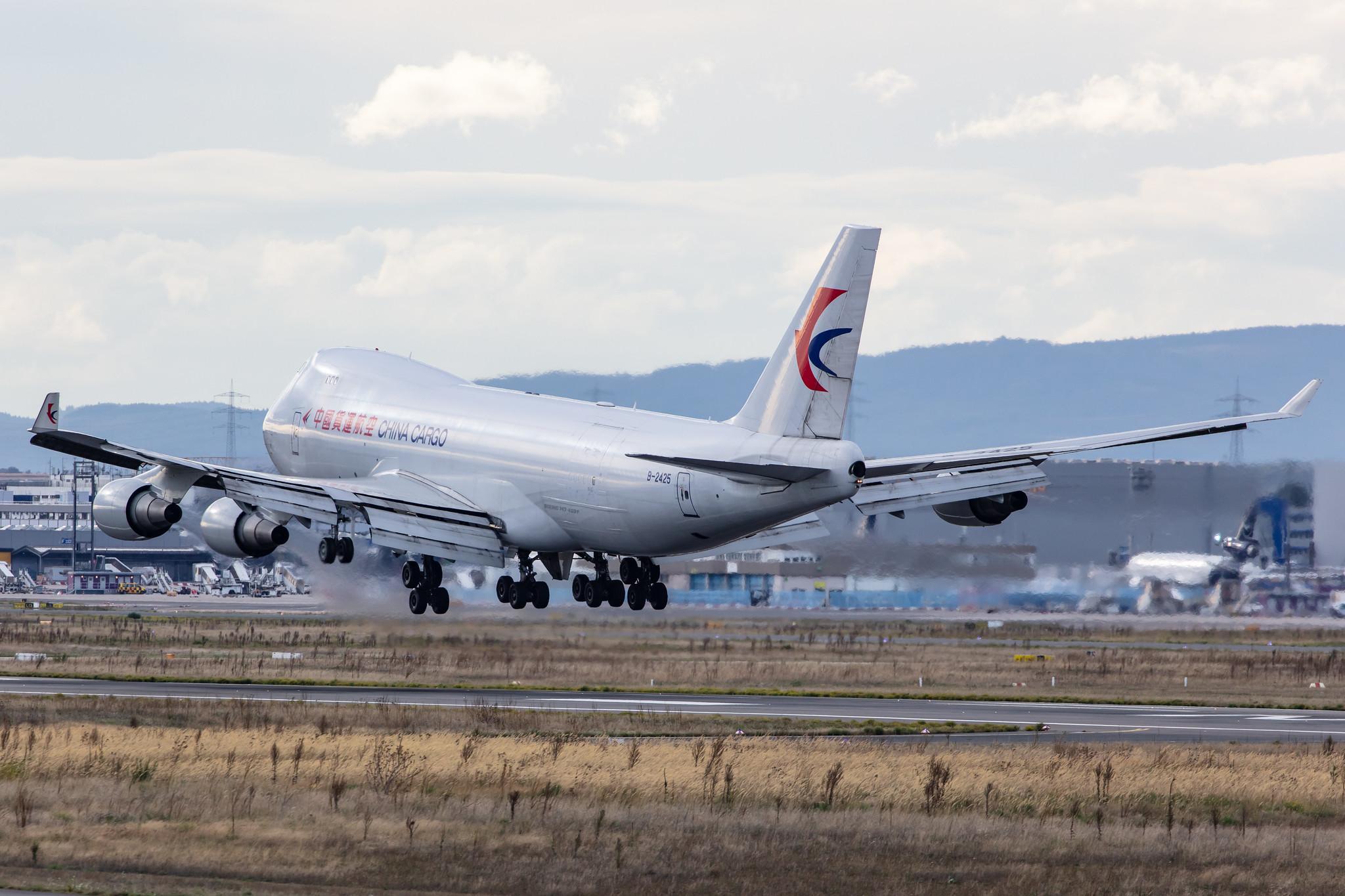 Frankfurt Airport: China Cargo Airlines (CK / CKK) |  Boeing 747-40BF(ER) B744 | B-2425 | MSN 35207