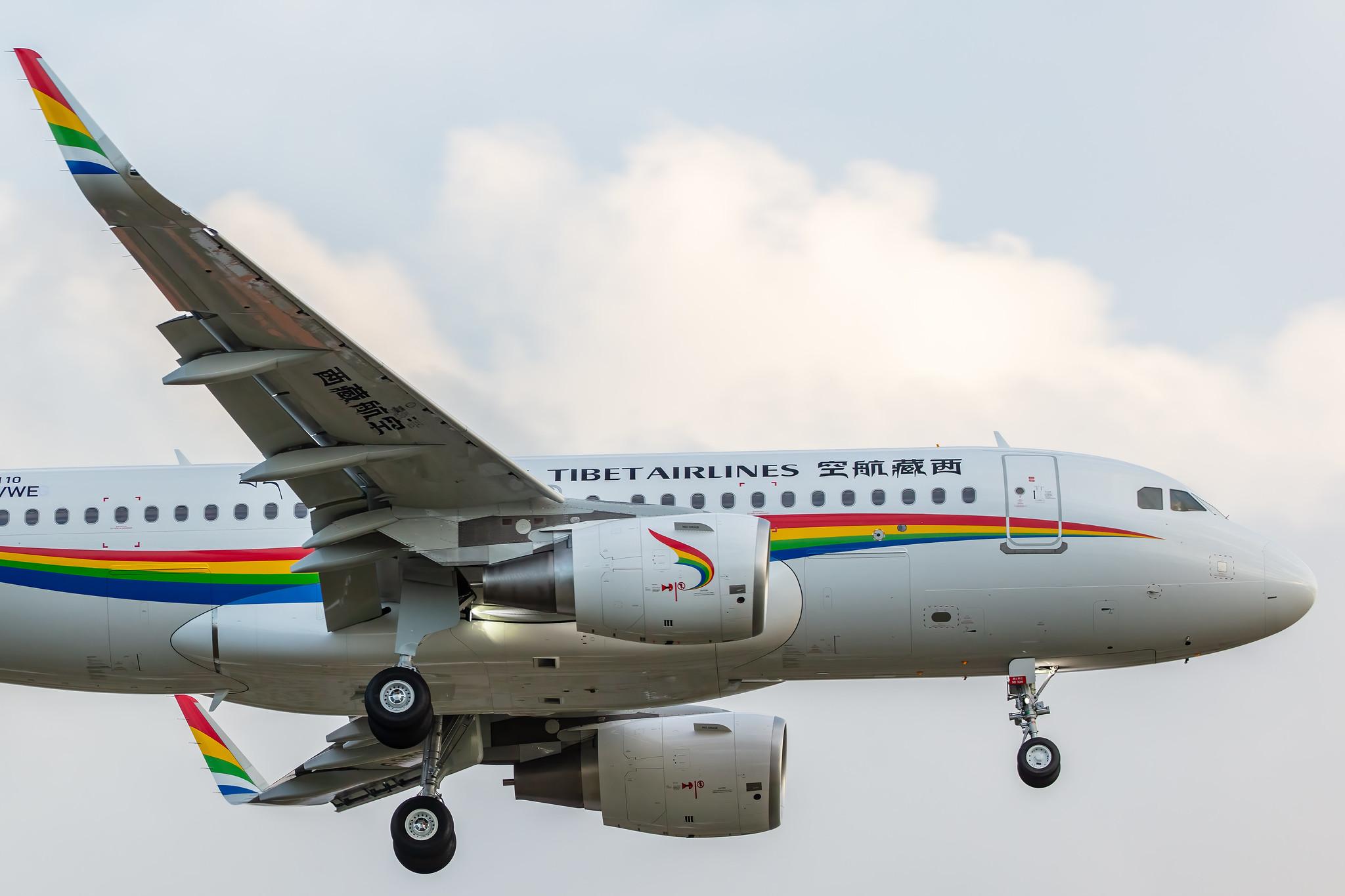 Hamburg Airport: Tibet Airlines (TV / TBA) |  Airbus A319-115SL A319 | D-AVWE | MSN 10110