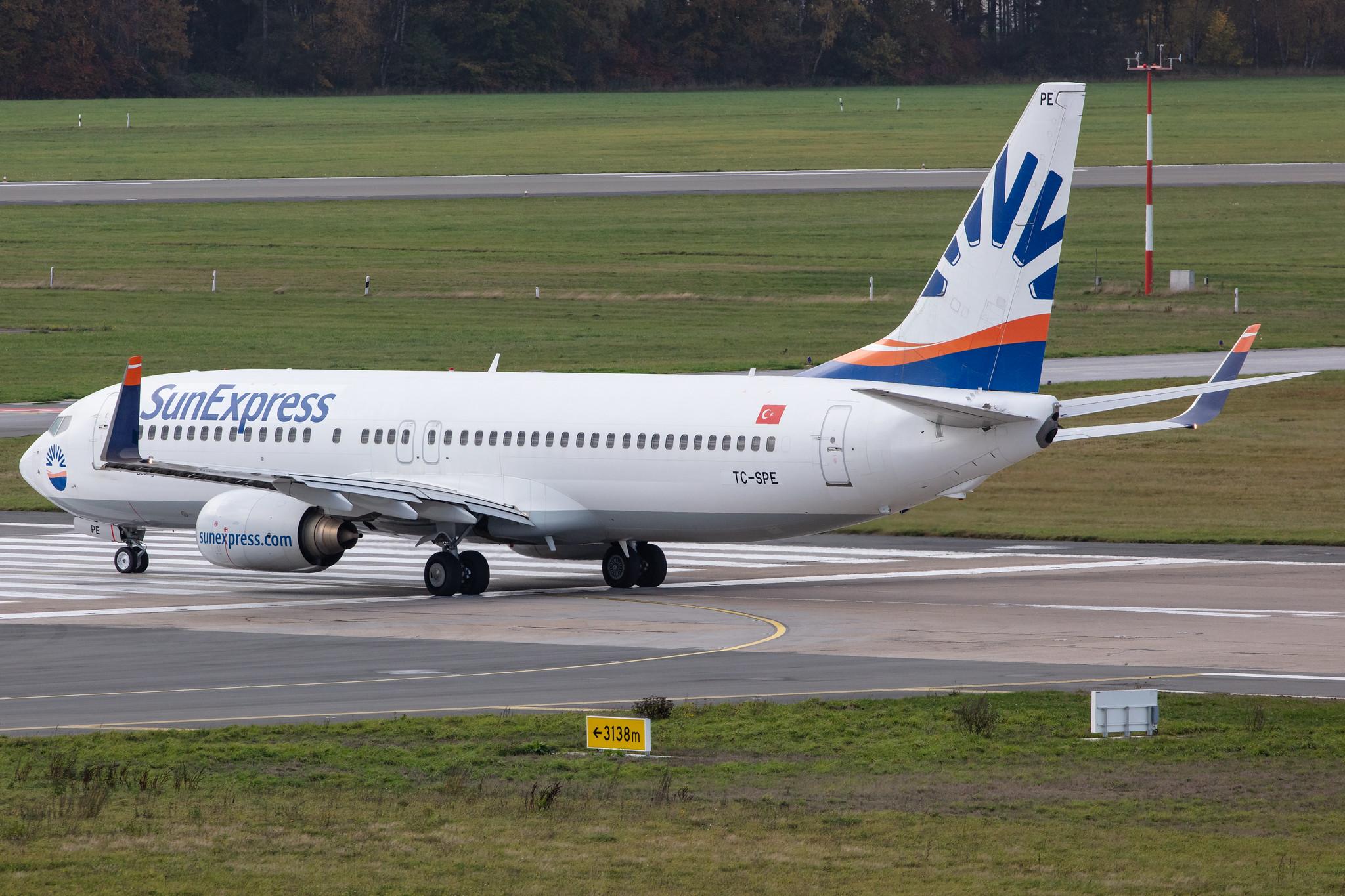 Hamburg Airport: SunExpress (XQ / SXS) |  Boeing 737-8HC B738 | TC-SPE | MSN 36530