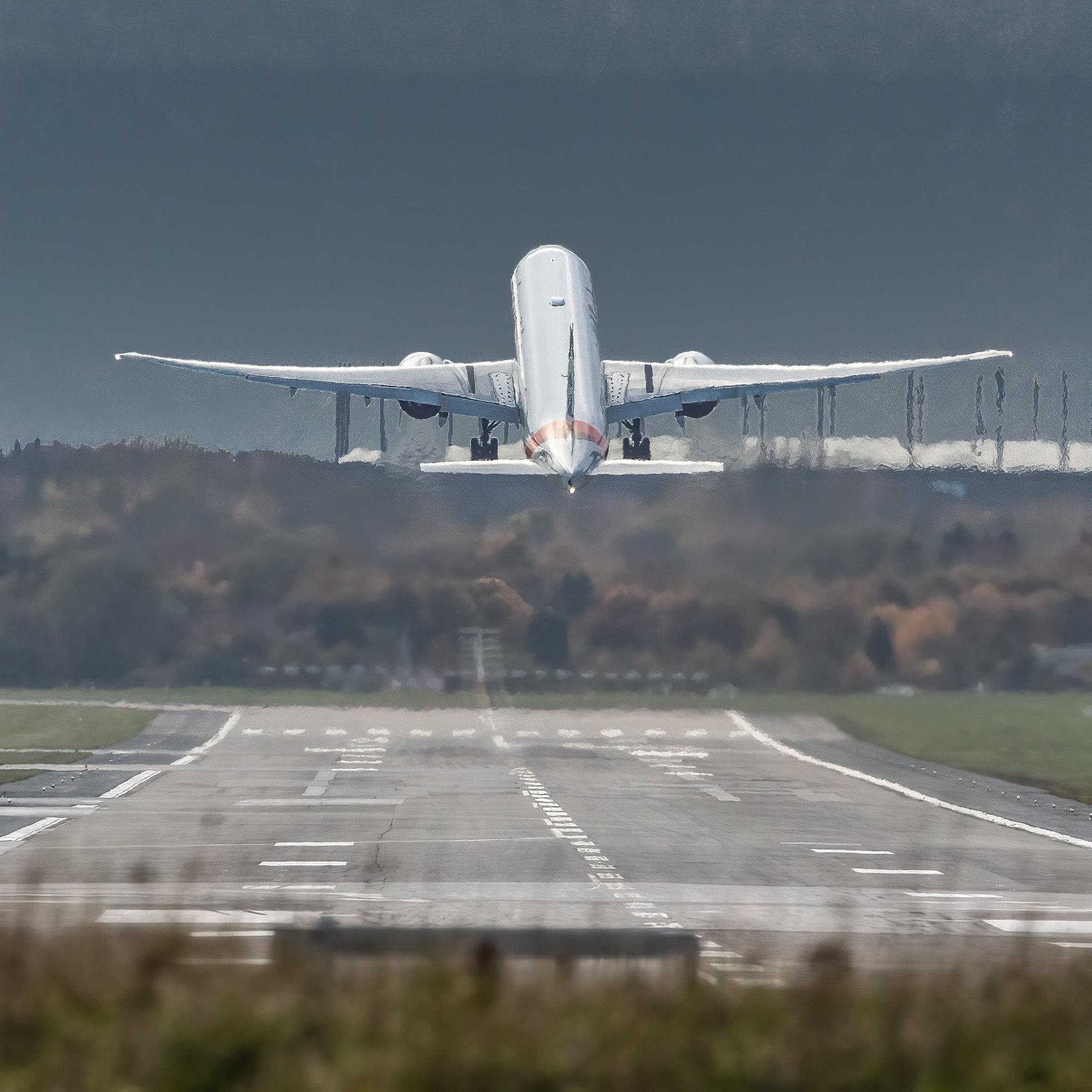 Hamburg Airport: Emirates (EK / UAE) |  Boeing 777-31H(ER) B77W | A6-EPY | MSN 42344