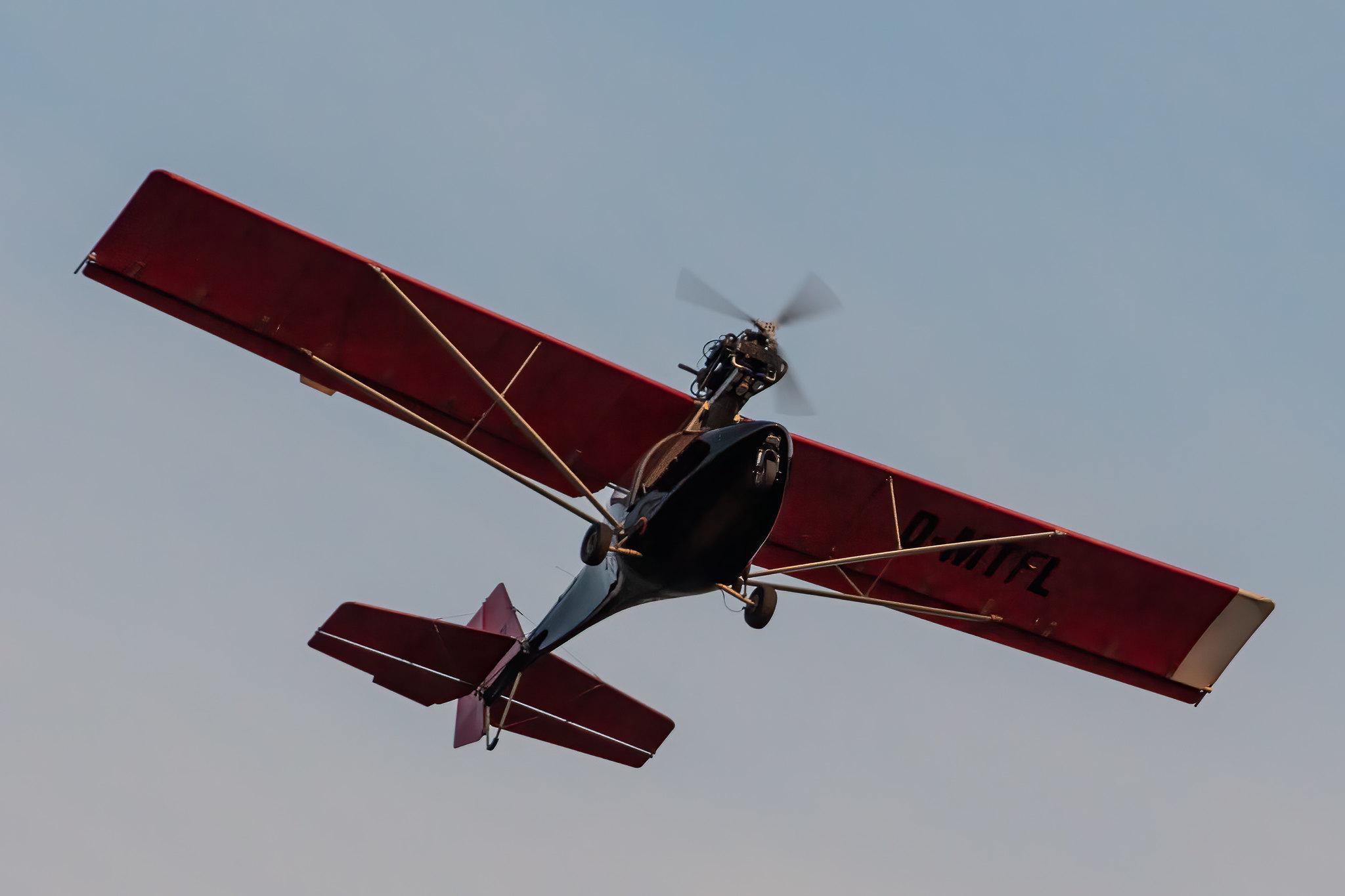 Hamburg Airport: Private owner |  Ikarus C22 ULAC | D-MTFL | MSN 9611-3720