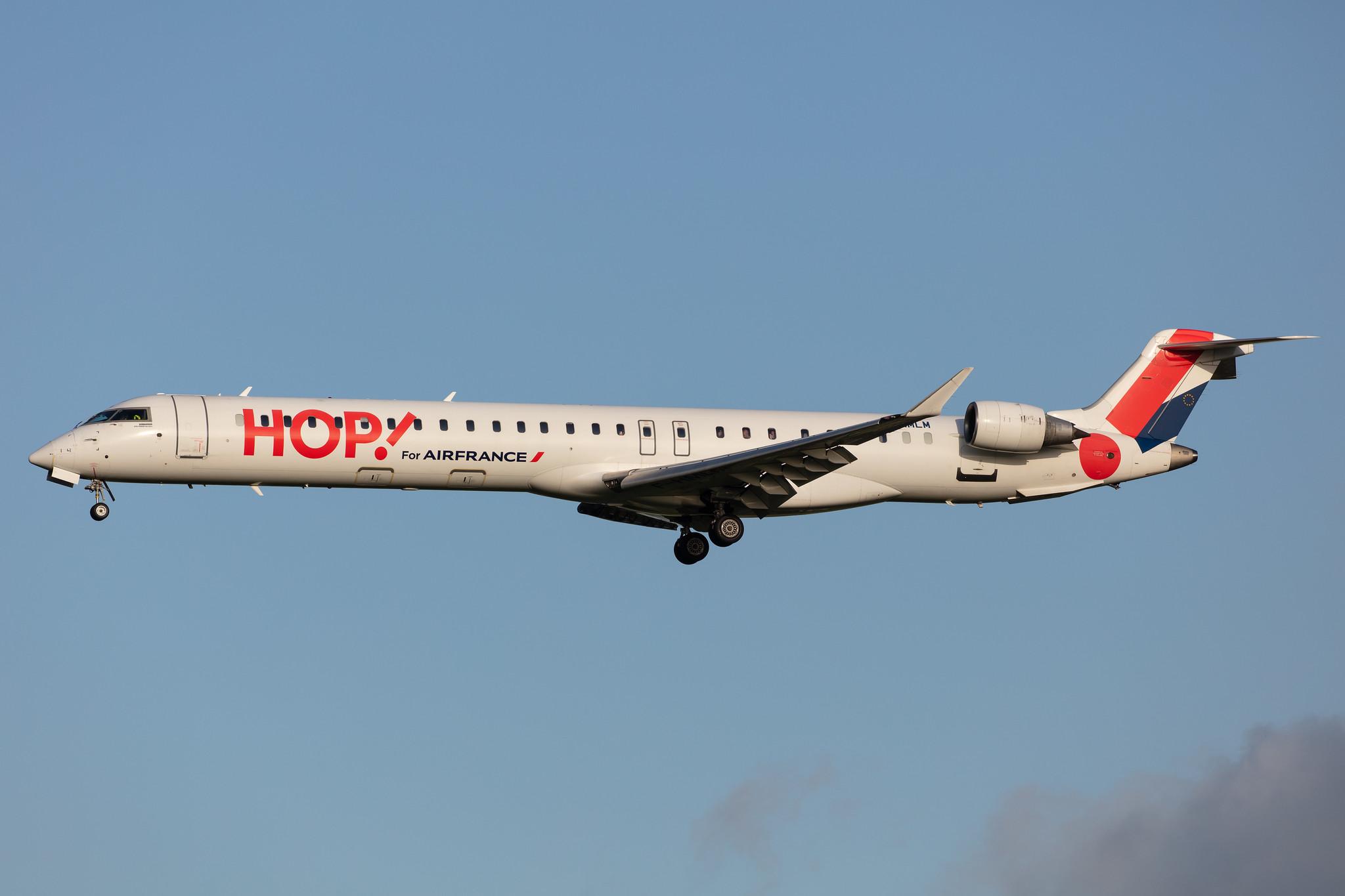Amsterdam Airport Schiphol: Air France (AF / AFR) | Operator: Air France Hop |  Mitsubishi CRJ-1000EL CRJX | F-HMLM | MSN 19023