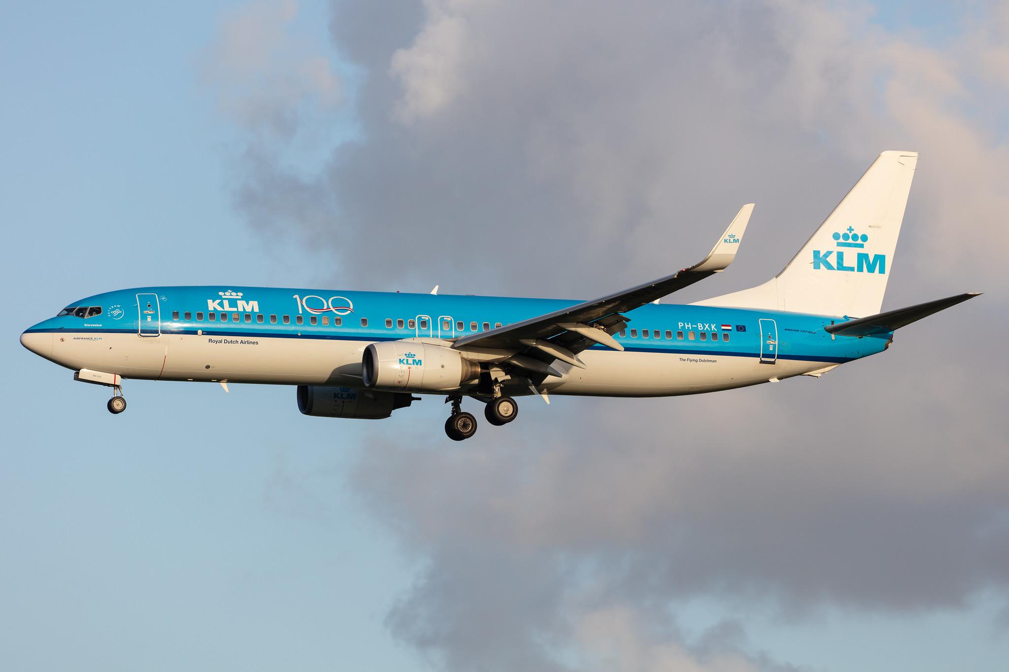 Amsterdam Airport Schiphol: KLM (KL / KLM) |  Boeing 737-8K2 B738 | PH-BXK | MSN 29598