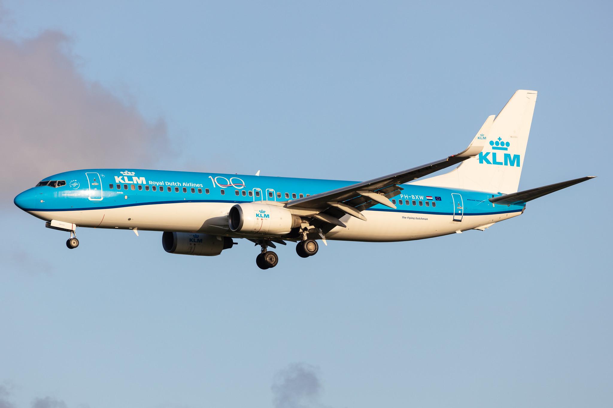 Amsterdam Airport Schiphol: KLM (KL / KLM) |  Boeing 737-8K2 B738 | PH-BXW | MSN 30360