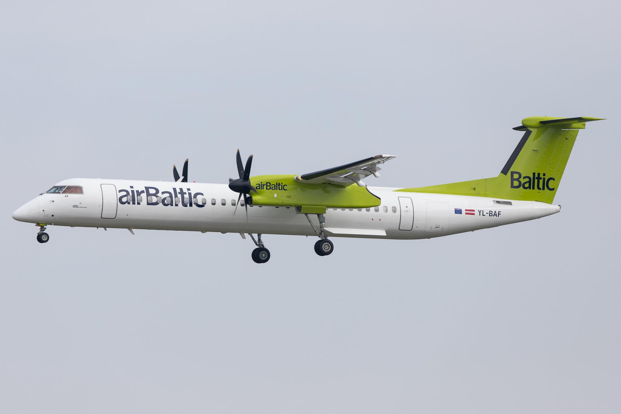 Hamburg Airport: Air Baltic (BT / BTI) |  De Havilland Canada Dash 8-400 DH8D | YL-BAF | MSN 4293