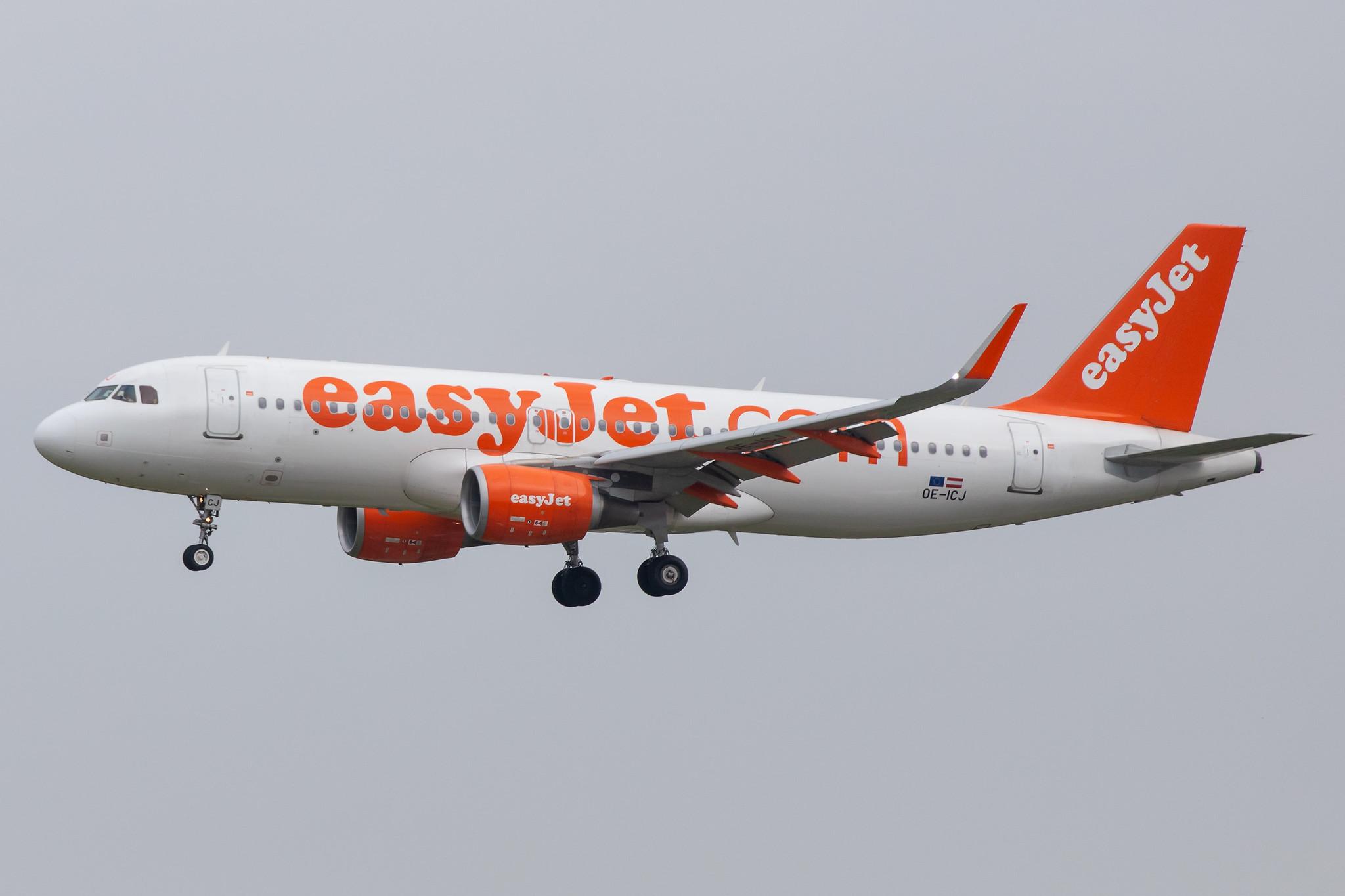 Hamburg Airport: easyJet (U2 / EZY) | Operator: easyJet Europe |  Airbus A320-214 A320 | OE-ICJ | MSN 6047