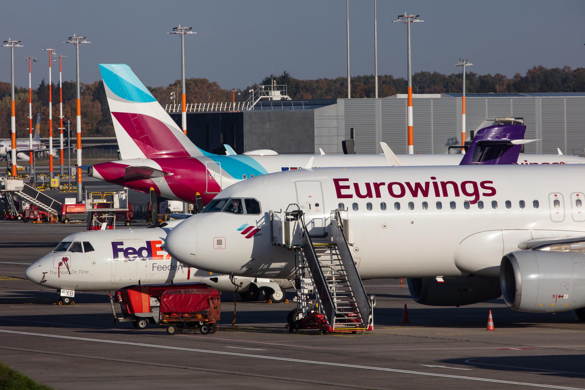 Hamburg Airport: Eurowings (EW / EWG) |  Airbus A320-214 A320 | D-ABHG | MSN 2867