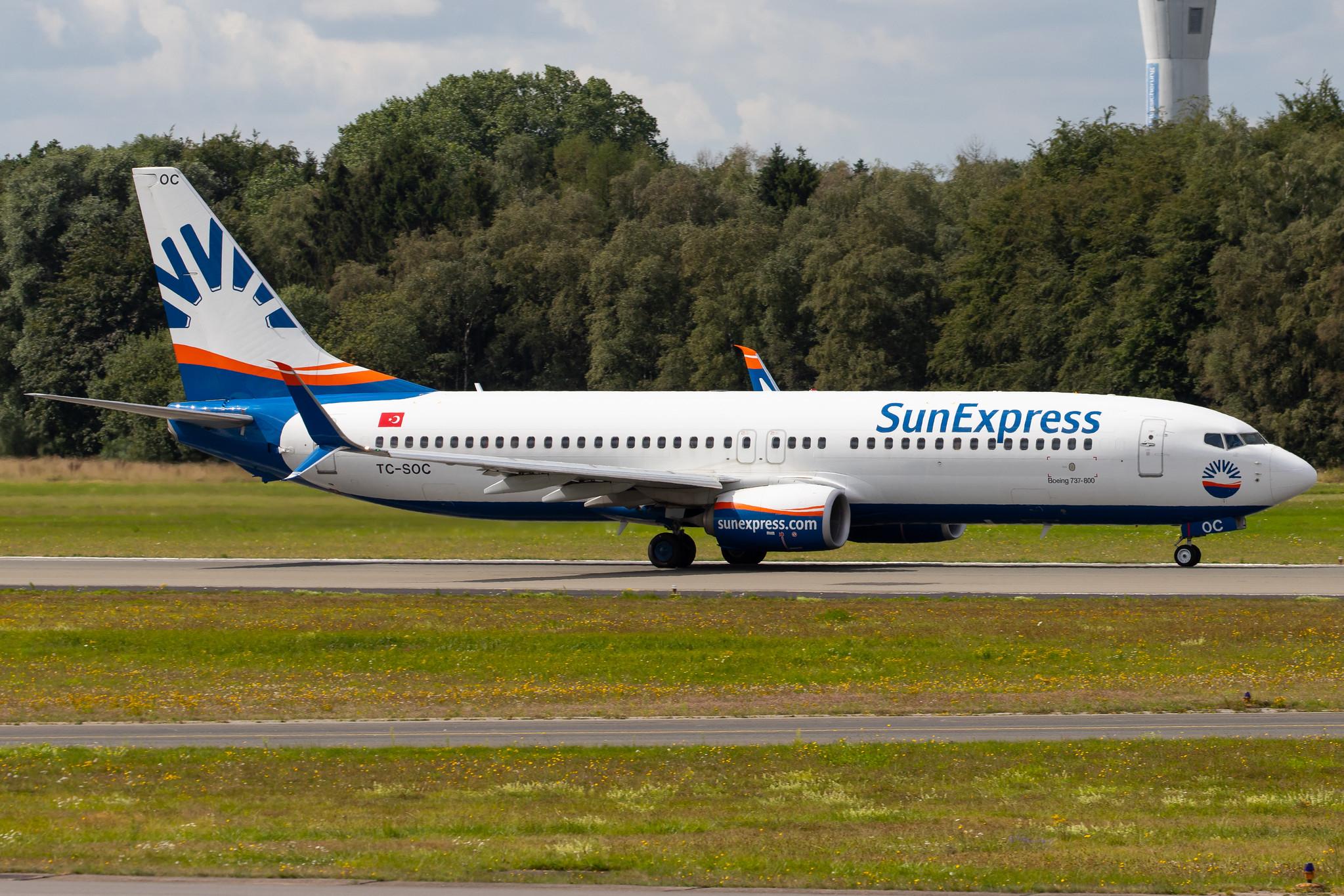 Hamburg Airport: SunExpress (XQ / SXS) |  Boeing 737-8HC B738 | TC-SOC | MSN 61333