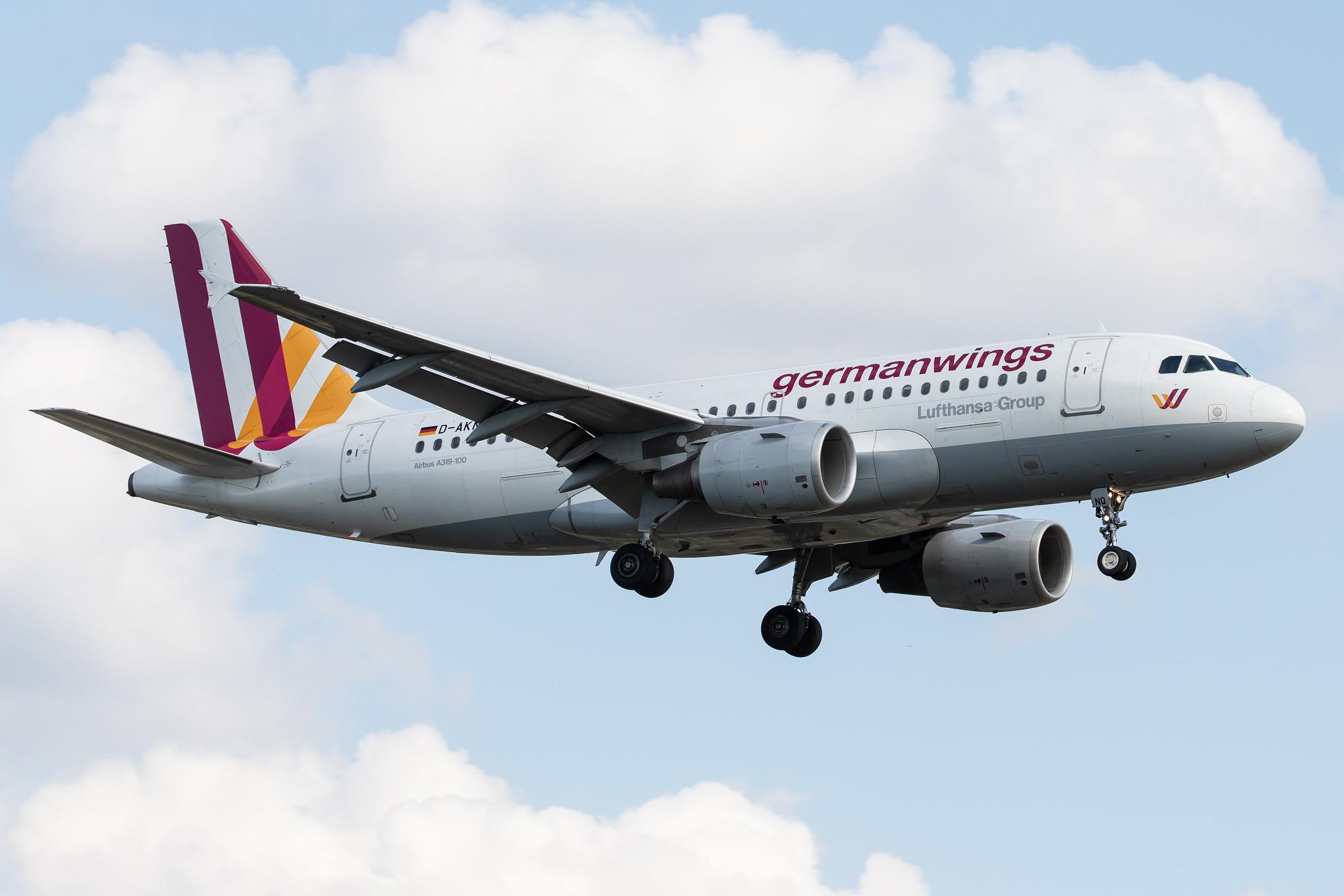 Hamburg Airport: Eurowings (EW / EWG) | Operator: Germanwings |  Airbus A319-112 A319 | D-AKNQ | MSN 1170