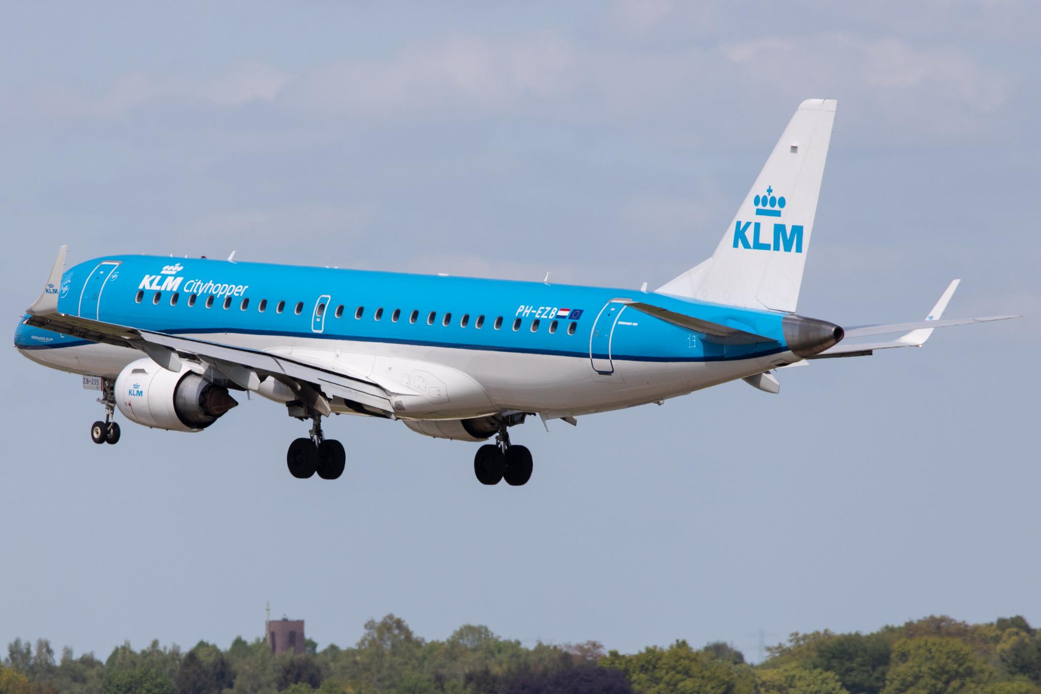Hamburg Airport: KLM (KL / KLM) | Operator: KLM Cityhopper |  Embraer E190STD E190 | PH-EZB | MSN 19000235