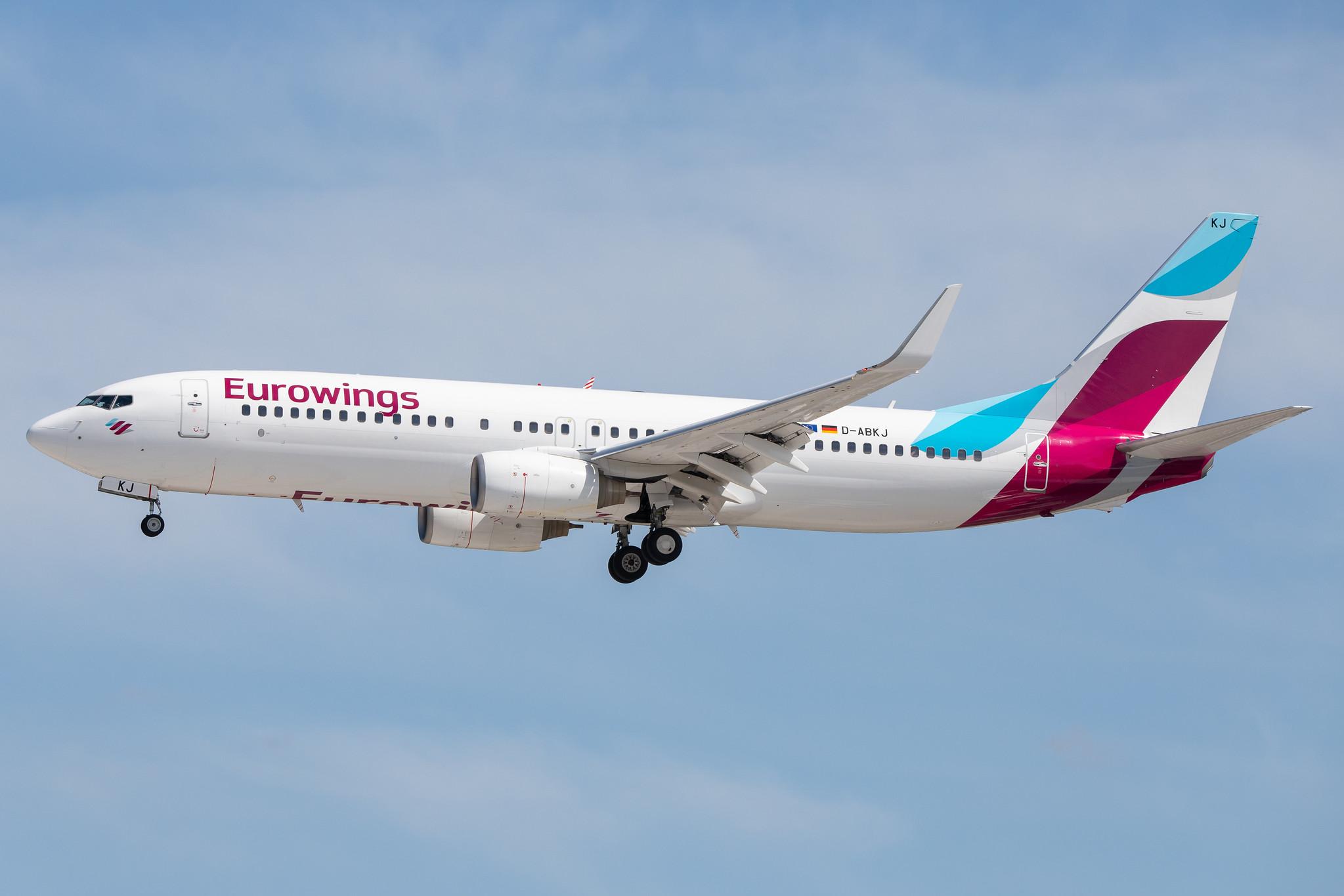 Hamburg Airport: Eurowings (EW / EWG) | Operator: TUI fly |  Boeing 737-86J B738 | D-ABKJ | MSN 37749