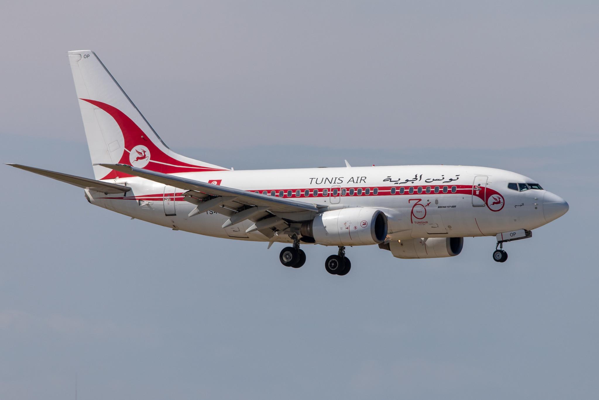 Hamburg Airport: Tunisair (TU / TAR) |  Livery: Retro Livery |  Boeing 737-6H3 B736 | TS-IOP | MSN 29500
