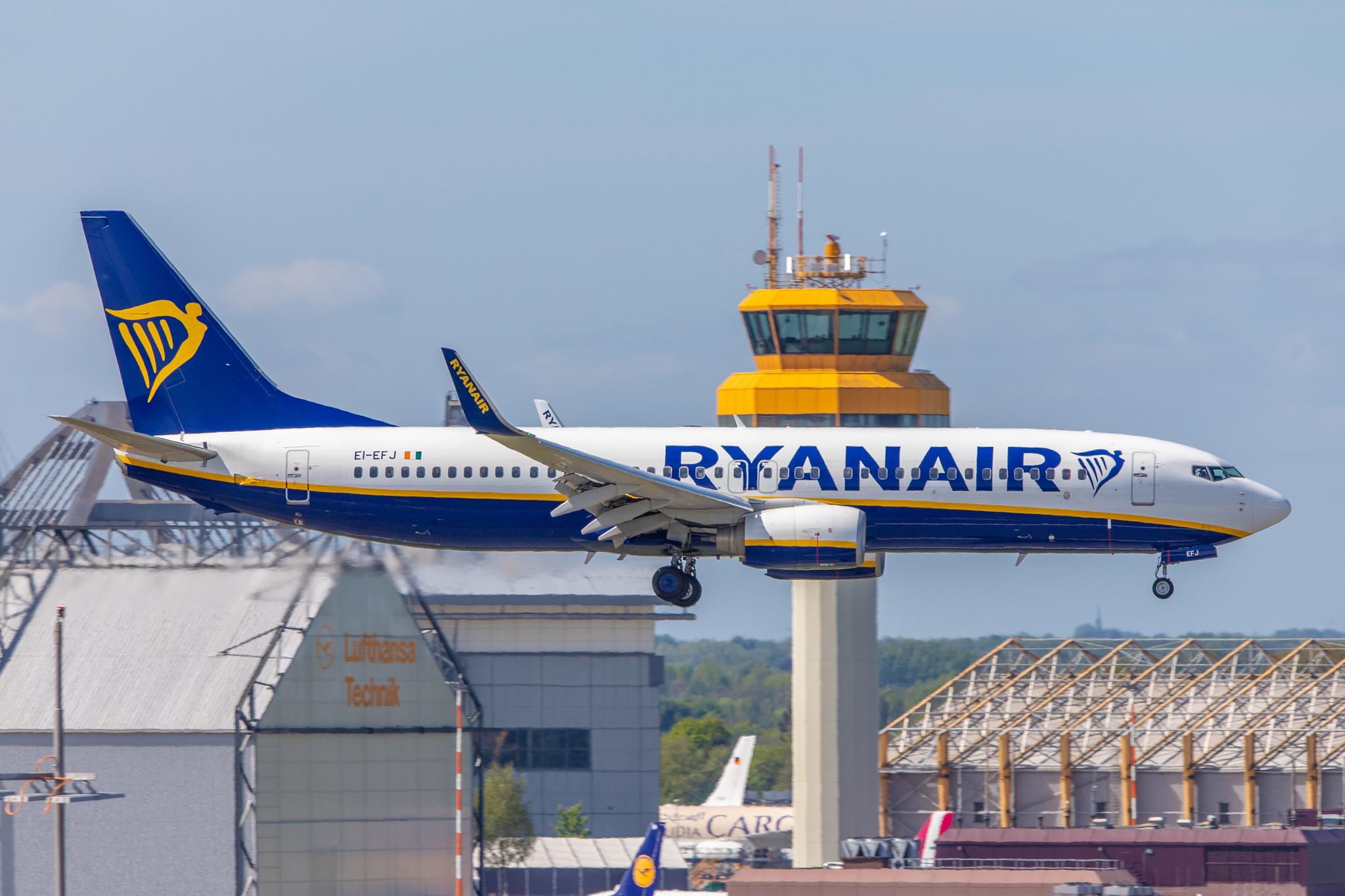 Hamburg Airport: Ryanair (FR / RYR) |  Boeing 737-8AS B738 | EI-EFJ | MSN 37536