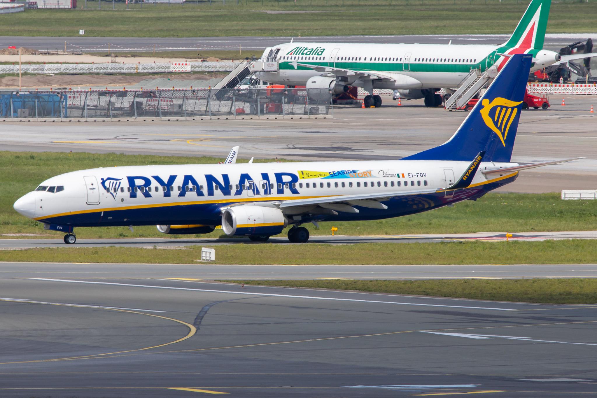 Hamburg Airport: Ryanair (FR / RYR) |  Boeing 737-8AS B738 | EI-FOV | MSN 44725