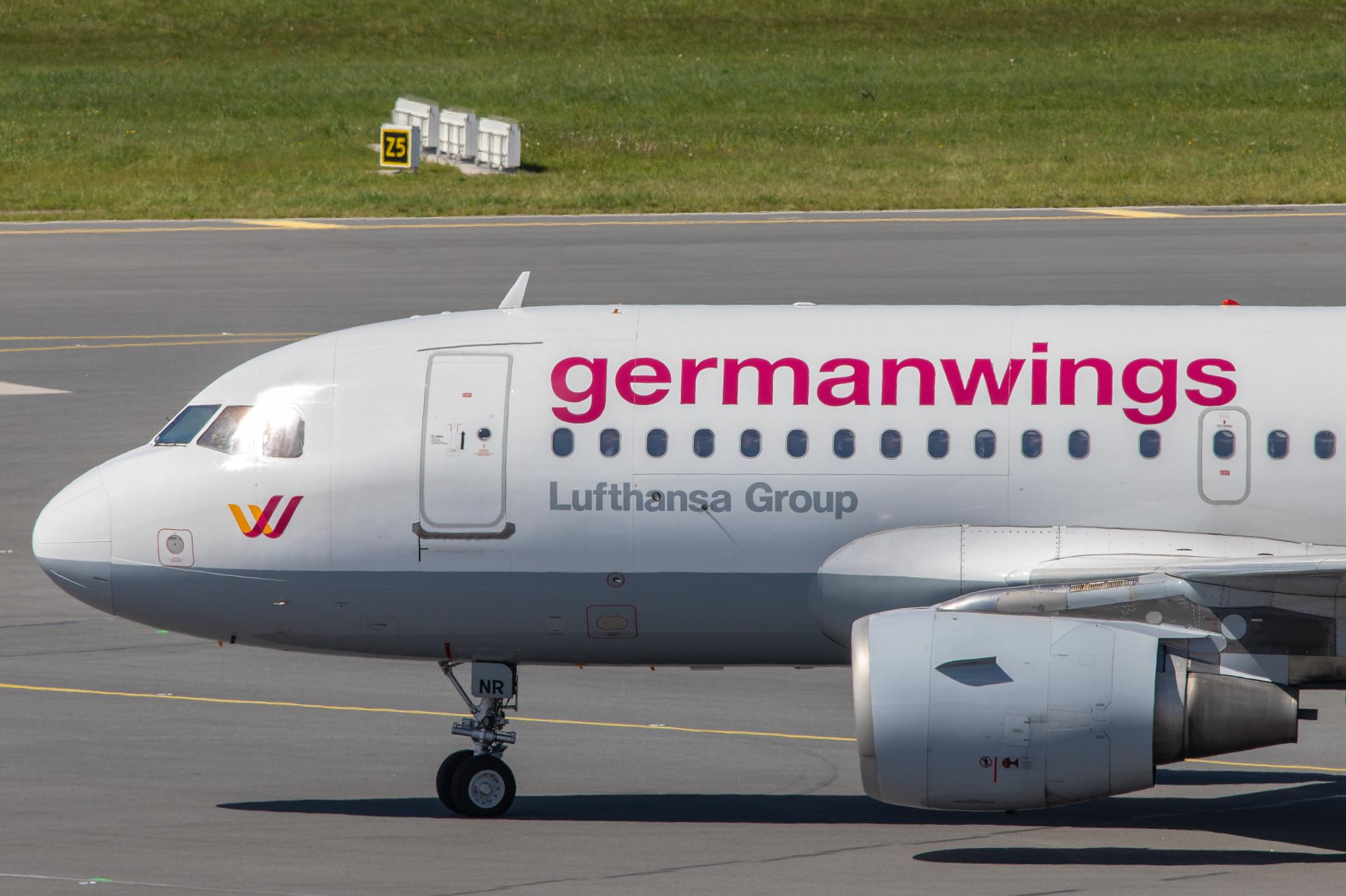 Hamburg Airport: Eurowings (EW / EWG) |  Airbus A319-112 A319 | D-AKNR | MSN 1209 (Germanwings)