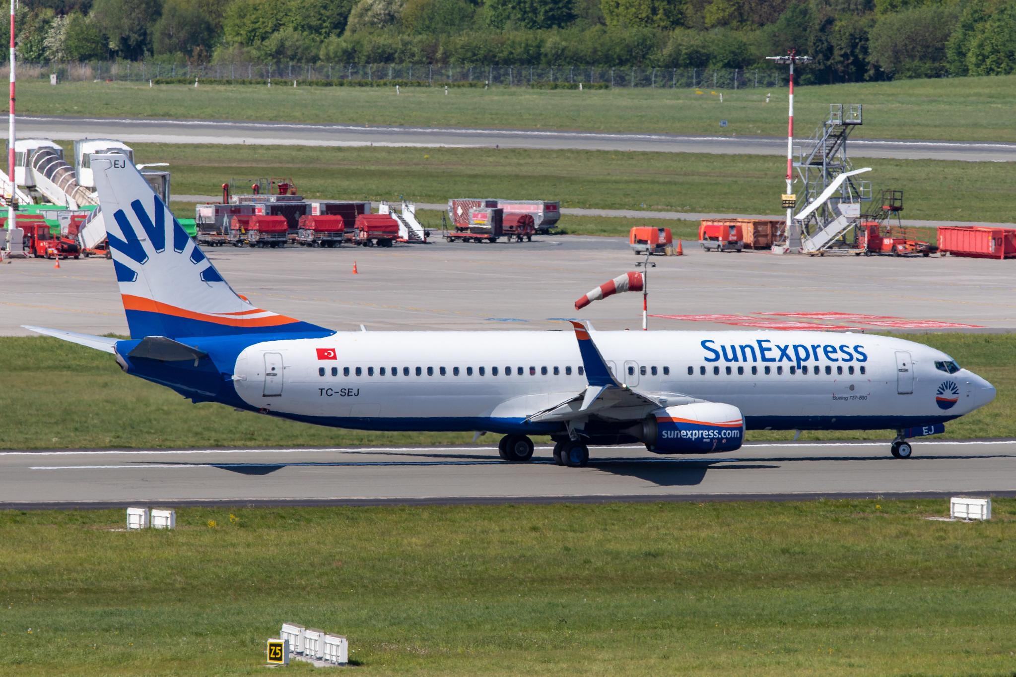 Hamburg Airport: SunExpress (XQ / SXS) |  Boeing 737-8HC B738 | TC-SEJ | MSN 61171