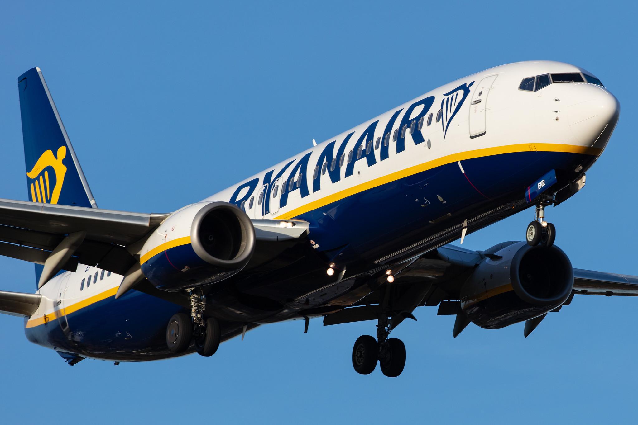 Hamburg Airport: Ryanair (FR / RYR) |  Boeing 737-8AS B738 | EI-ENR | MSN 35041