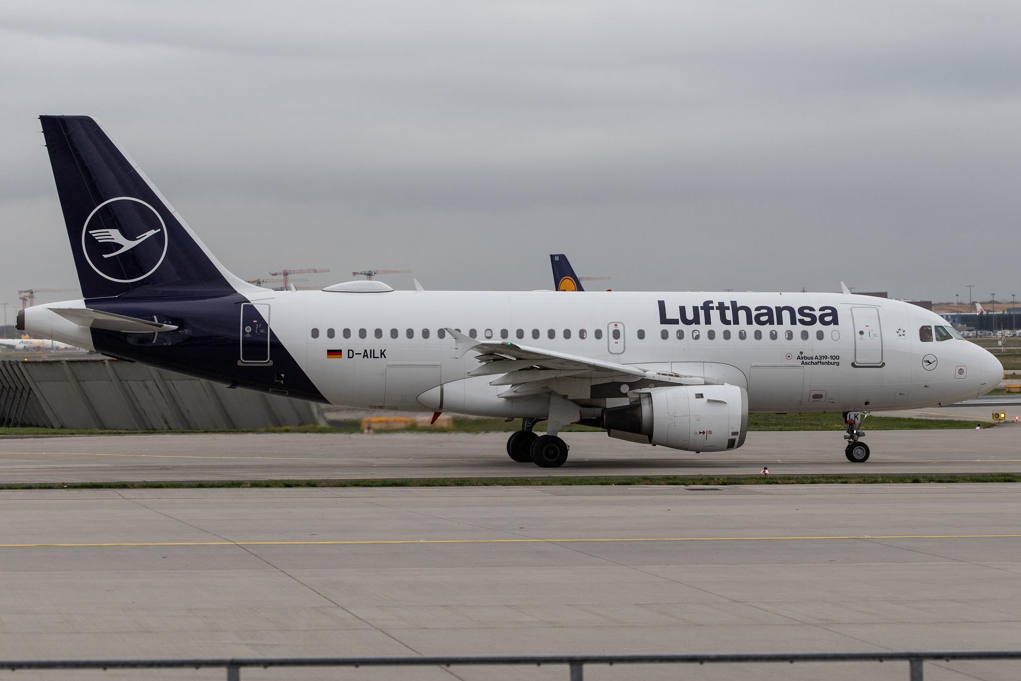 Frankfurt Airport: Lufthansa (LH / DLH) |  Airbus A319-114 A319 | D-AILK | MSN 0679