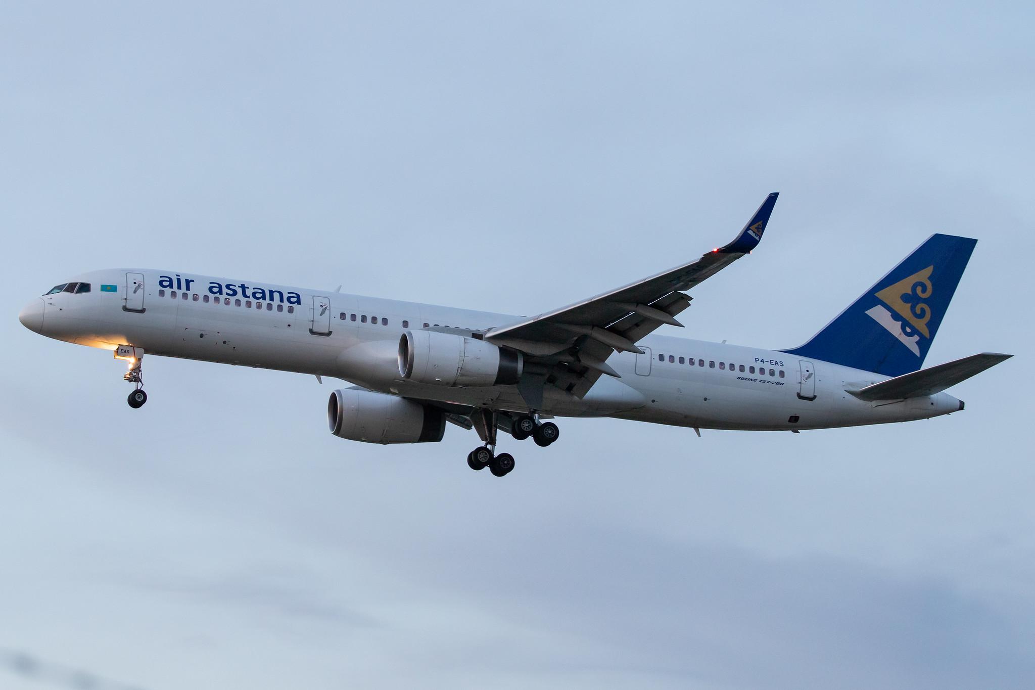 Frankfurt Airport: Air Astana (KC / KZR) |  Boeing 757-2G5 B752 | P4-EAS | MSN 29488