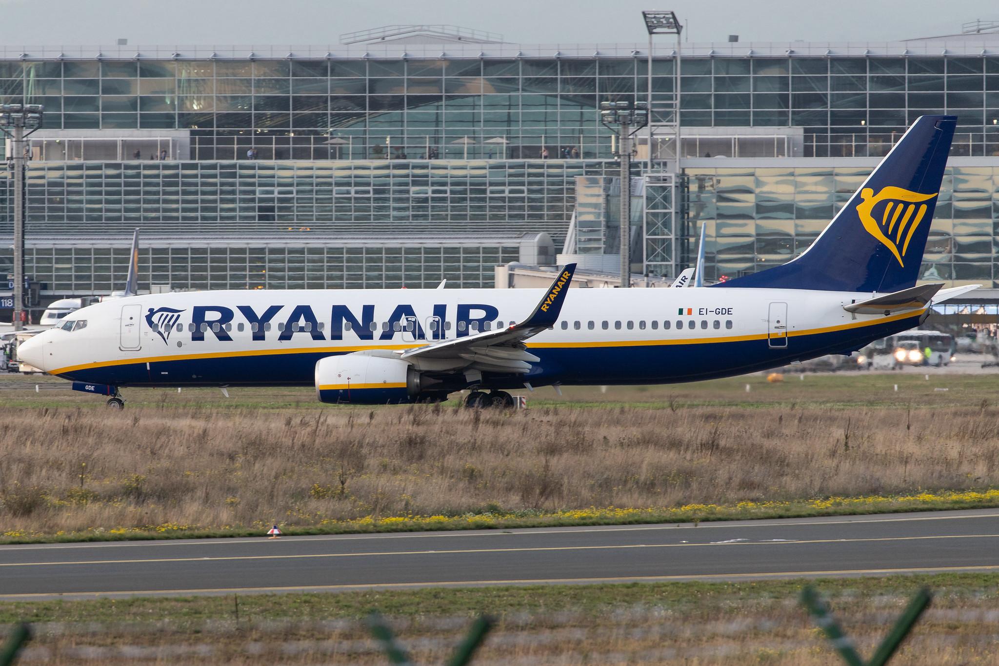 Frankfurt Airport: Ryanair (FR / RYR) |  Boeing 737-8AS B738 | EI-GDE | MSN 44803