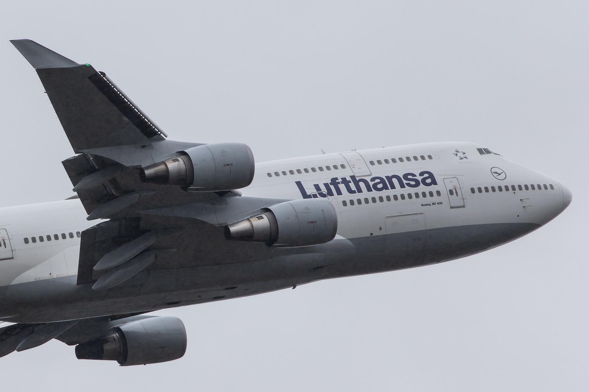 Frankfurt Airport: Lufthansa (LH / DLH) |  Boeing 747-430 B744 | D-ABVY | MSN 29869