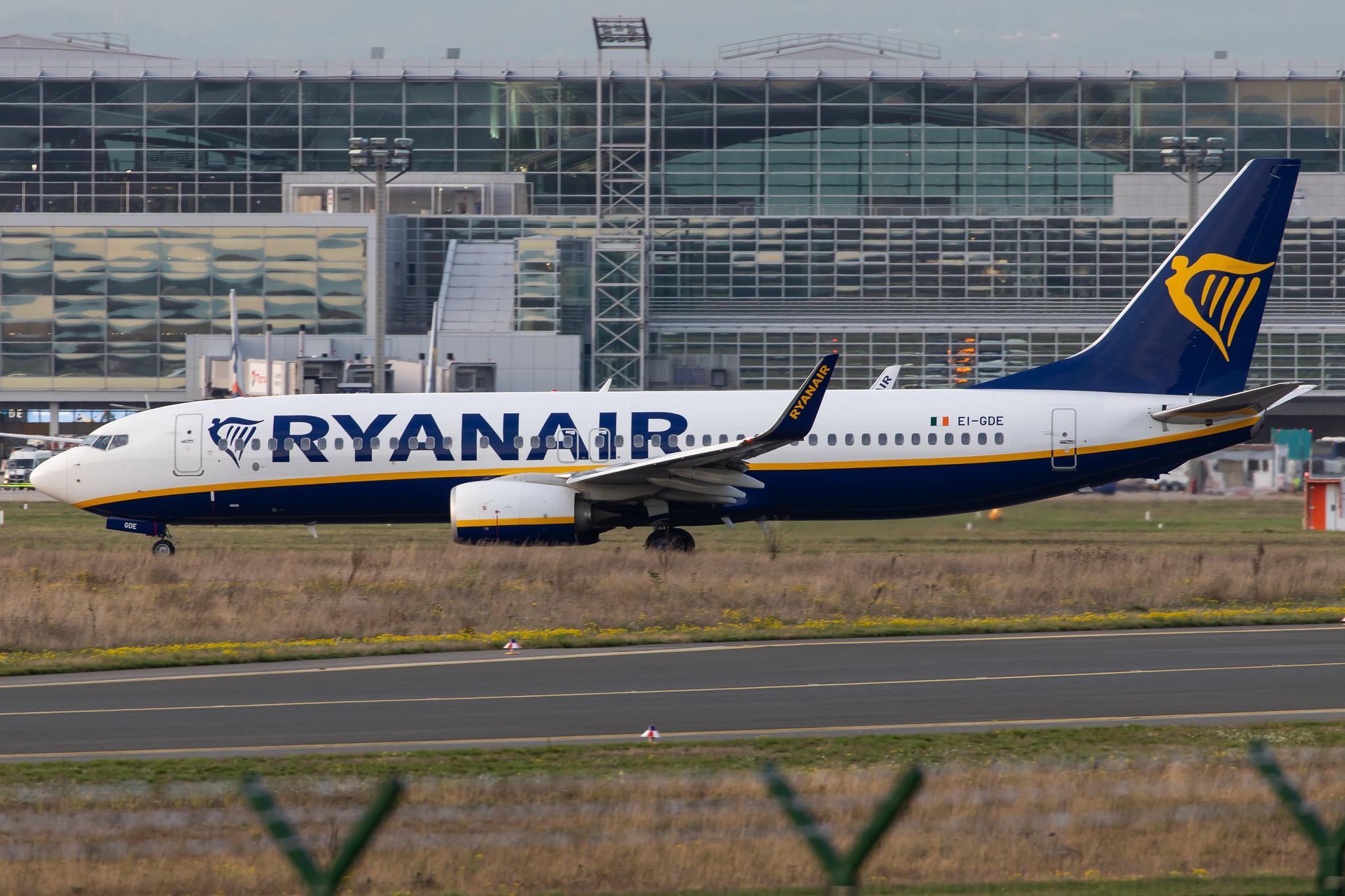 Frankfurt Airport: Ryanair (FR / RYR) |  Boeing 737-8AS B738 | EI-GDE | MSN 44803