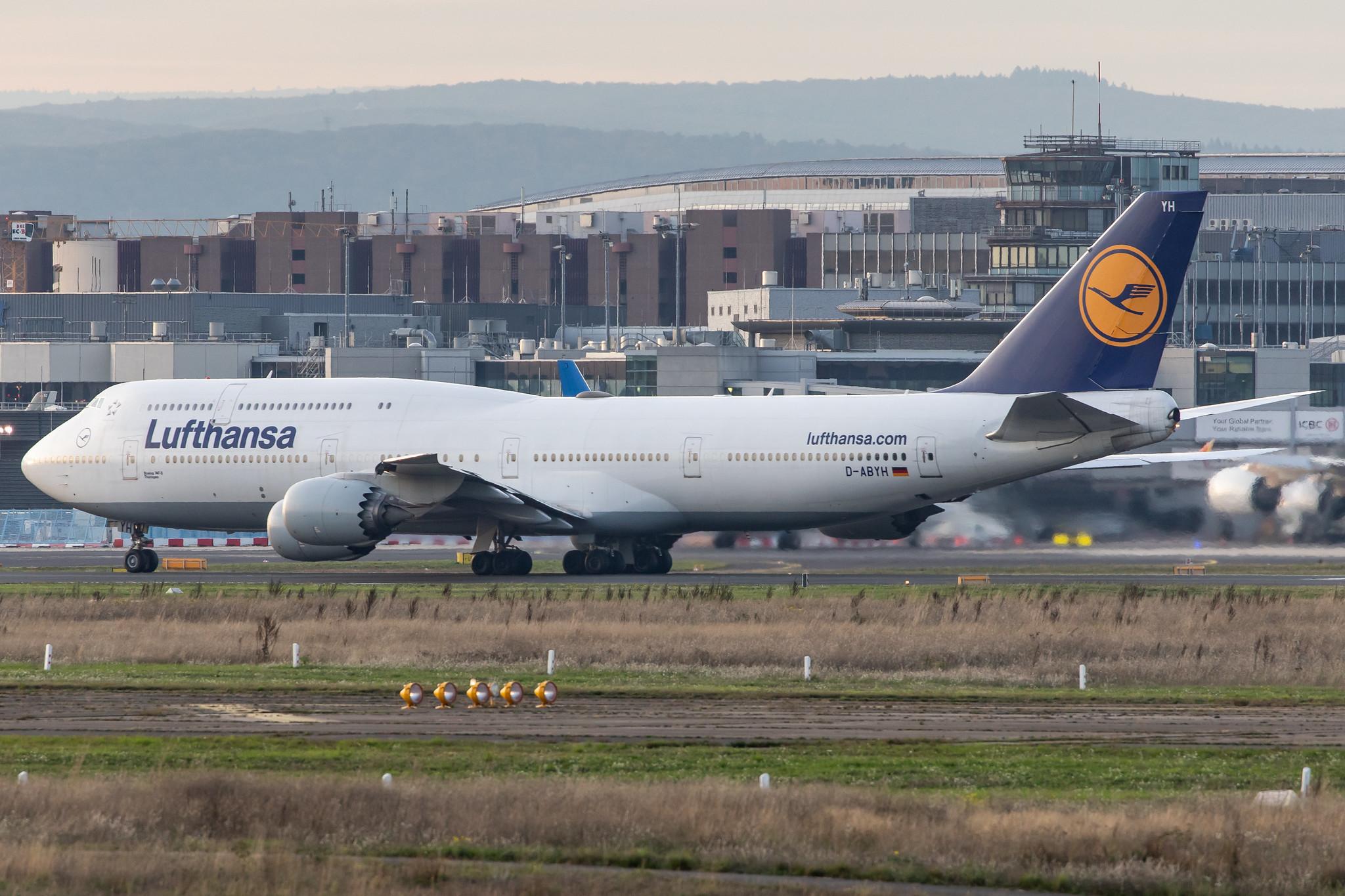 Frankfurt Airport: Lufthansa (LH / DLH) |  Boeing 747-830 B748 | D-ABYH | MSN 37832