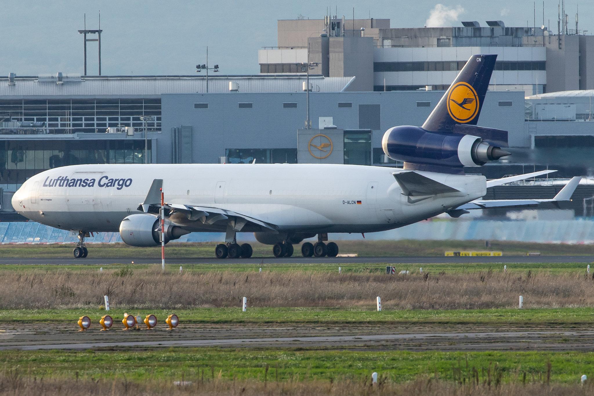 Frankfurt Airport: Lufthansa Cargo (/ GEC) |  McDonnell Douglas MD-11F MD11 | D-ALCN | MSN 48806
