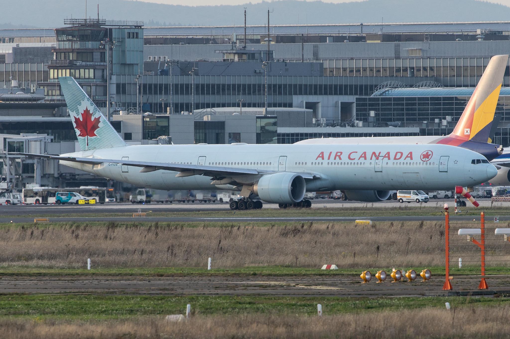 Frankfurt Airport: Air Canada (AC / ACA) |  Boeing 777-333(ER) B77W | C-FIUW | MSN 35249