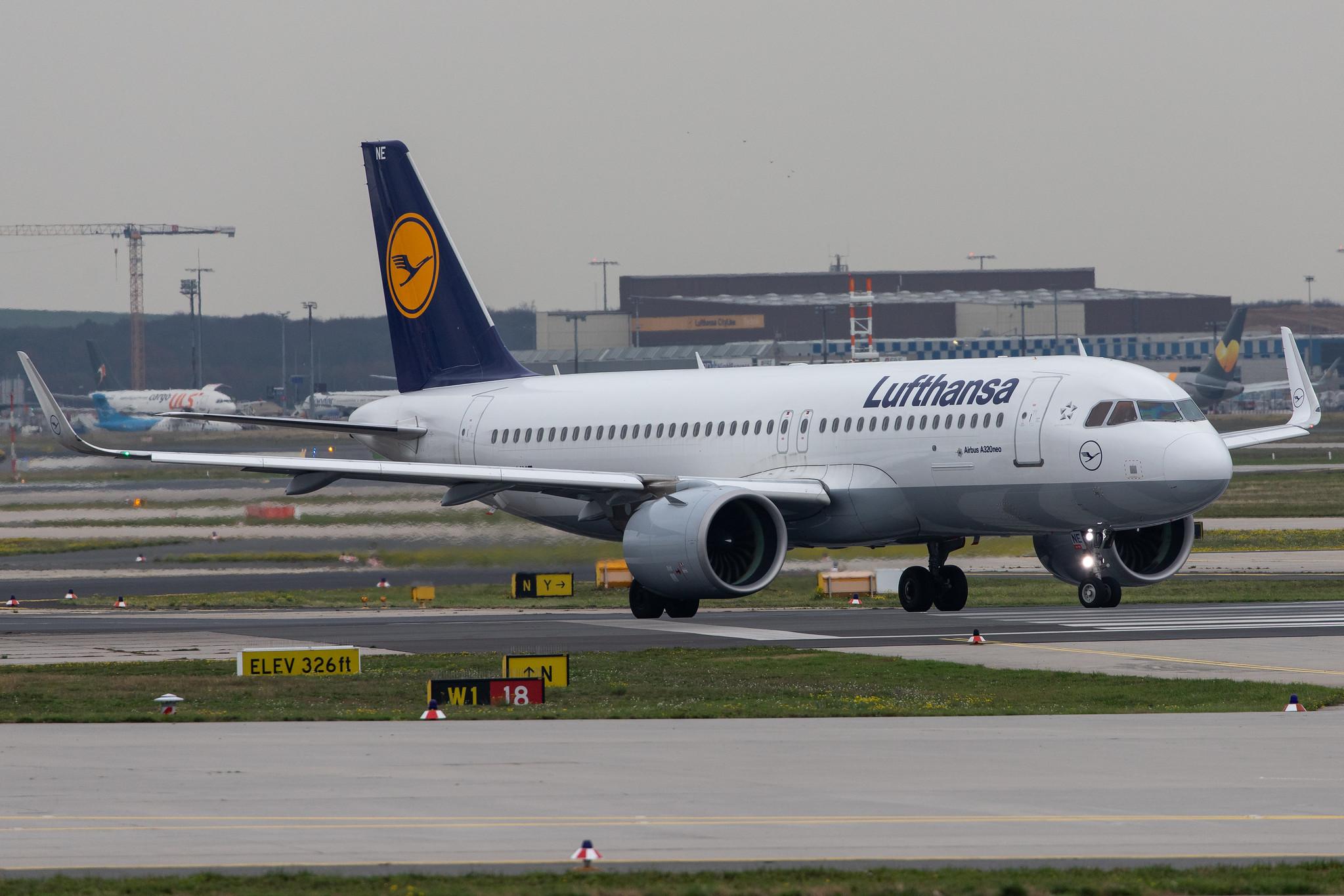 Frankfurt Airport: Lufthansa (LH / DLH) |  Airbus A320-271N A20N | D-AINE | MSN 7103