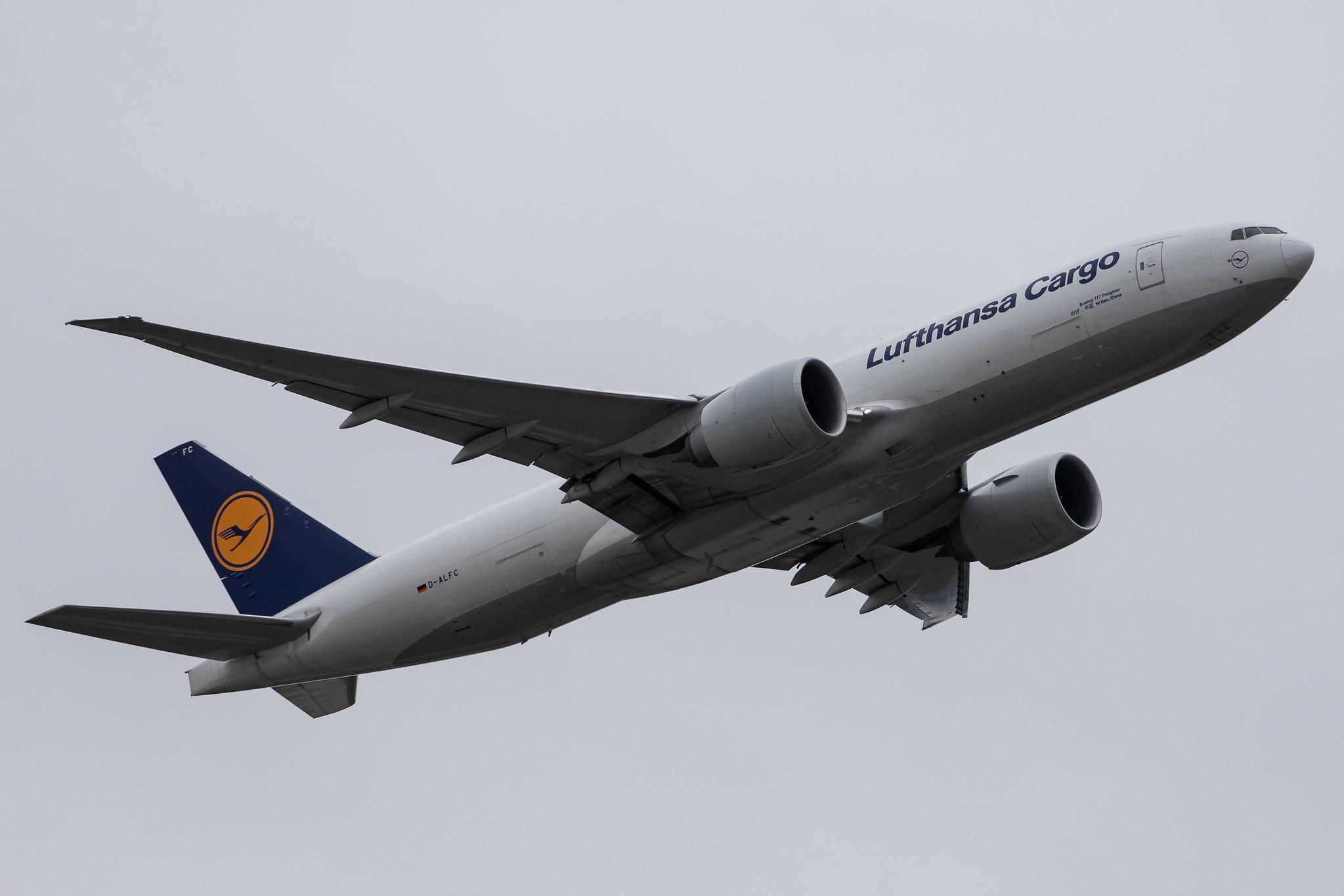 Frankfurt Airport: Lufthansa Cargo (/ GEC) |  Boeing 777-FBT B77L | D-ALFC | MSN 41676