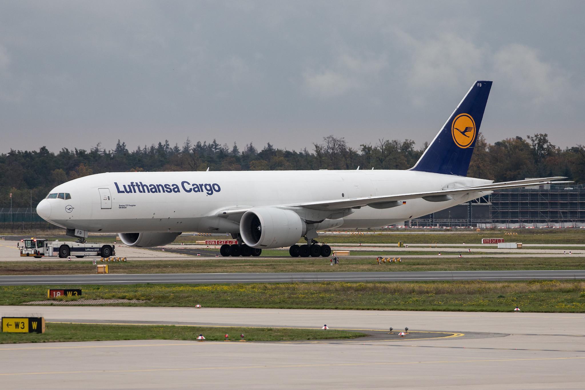 Frankfurt Airport: Lufthansa Cargo (/ GEC) |  Boeing 777-FBT B77L | D-ALFC | MSN 41676