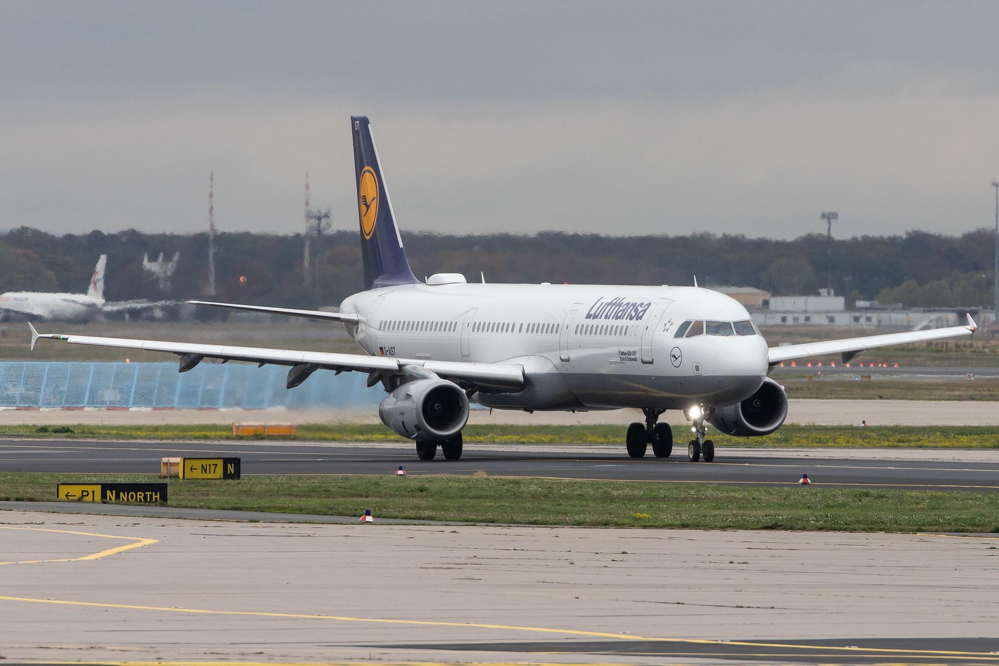 Frankfurt Airport: Lufthansa (LH / DLH) |  Airbus A321-231 A321 | D-AIST | MSN 4005