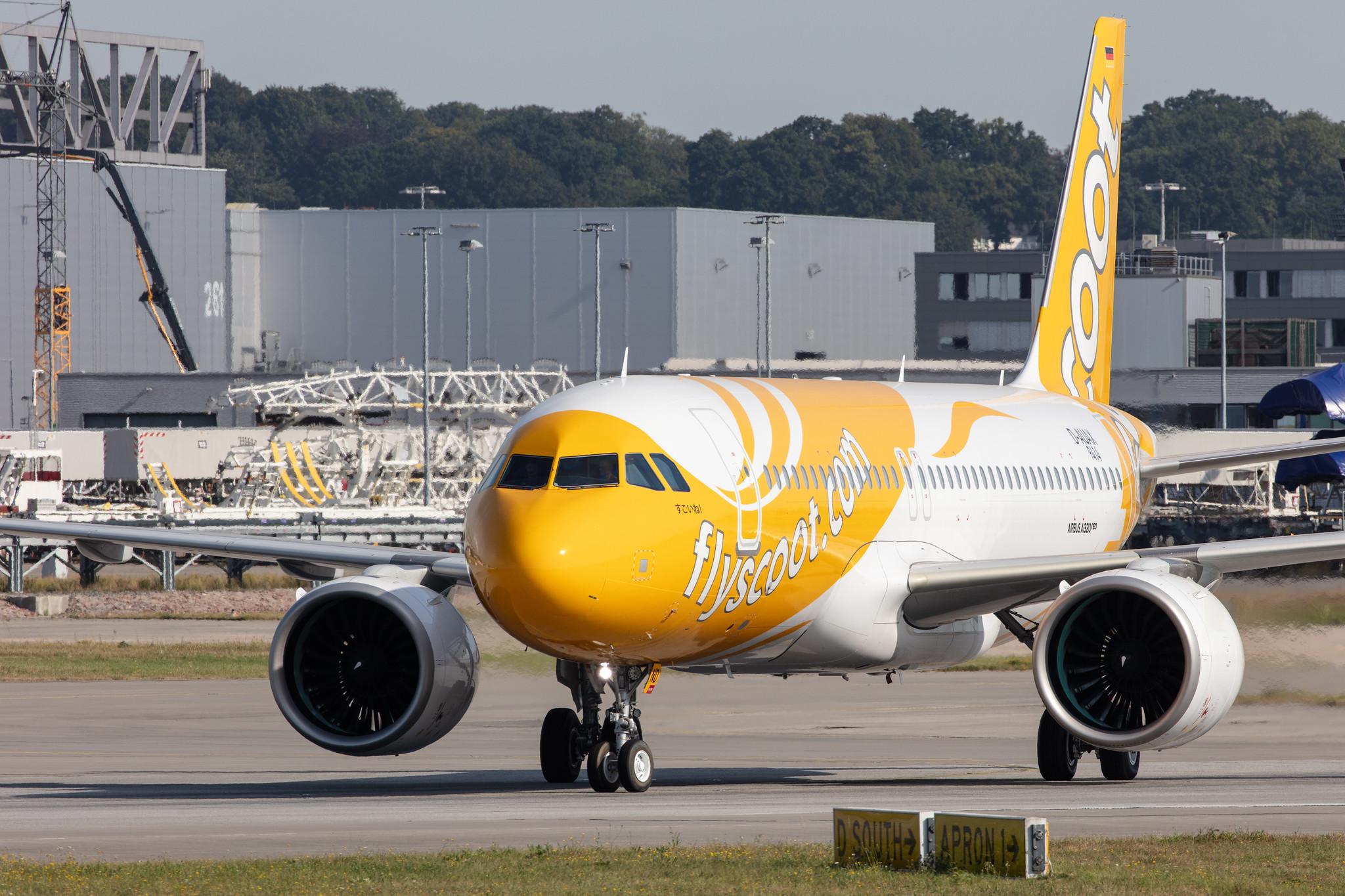 Hamburg Finkenwerder: Scoot (TR / TGW) |  Airbus A320-271N A20N | D-AUAX (9V-TND) | MSN 9414
