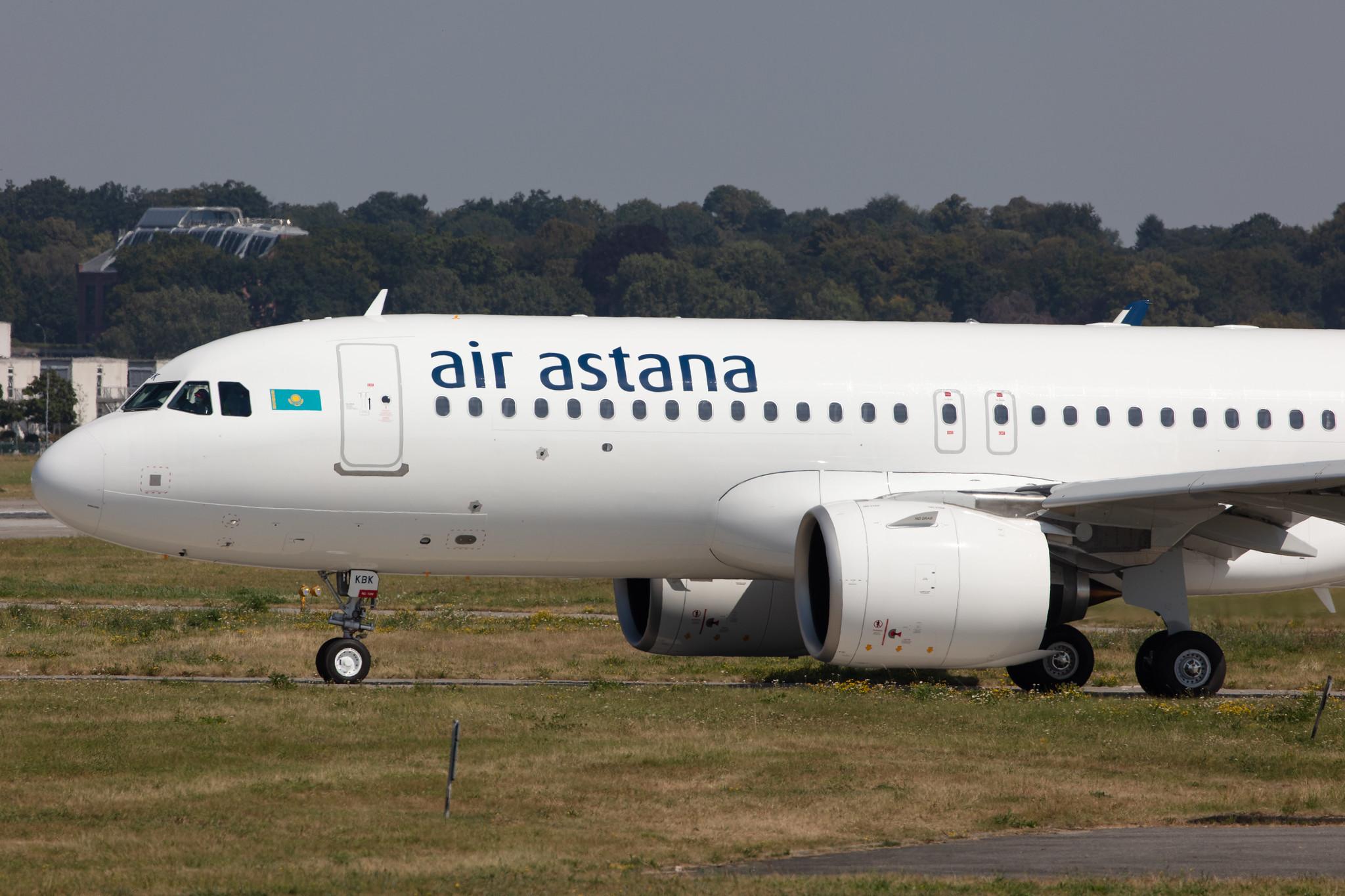 Hamburg Finkenwerder: Air Astana (KC / KZR) |  Airbus A320-271N A20N | D-AUAI (P4-KBK ) | MSN 9459