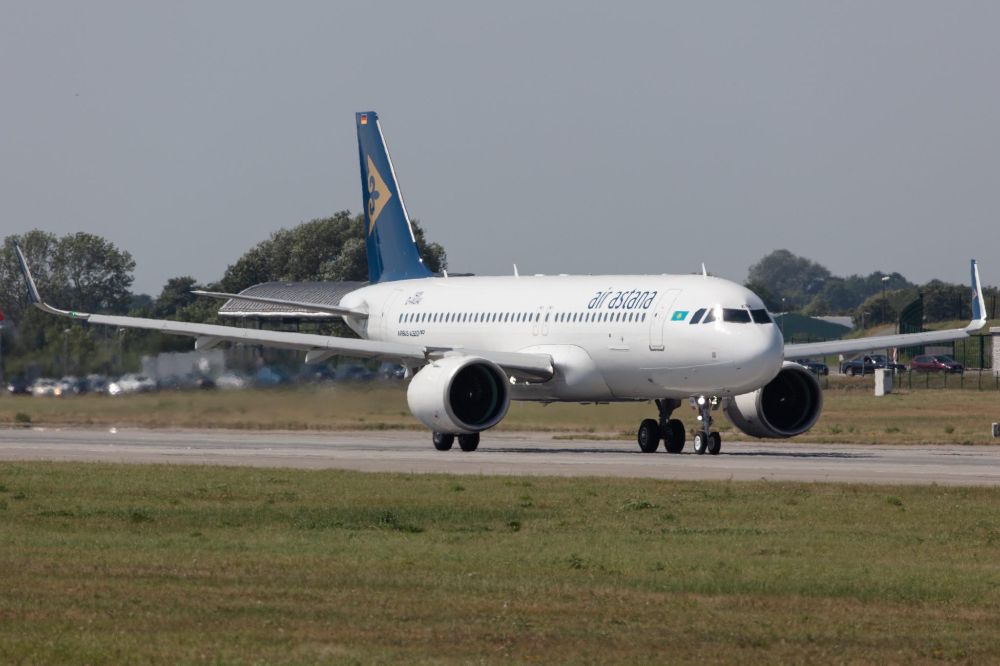 Hamburg Finkenwerder: Air Astana (KC / KZR) |  Airbus A320-271N A20N | D-AUAI (P4-KBK ) | MSN 9459
