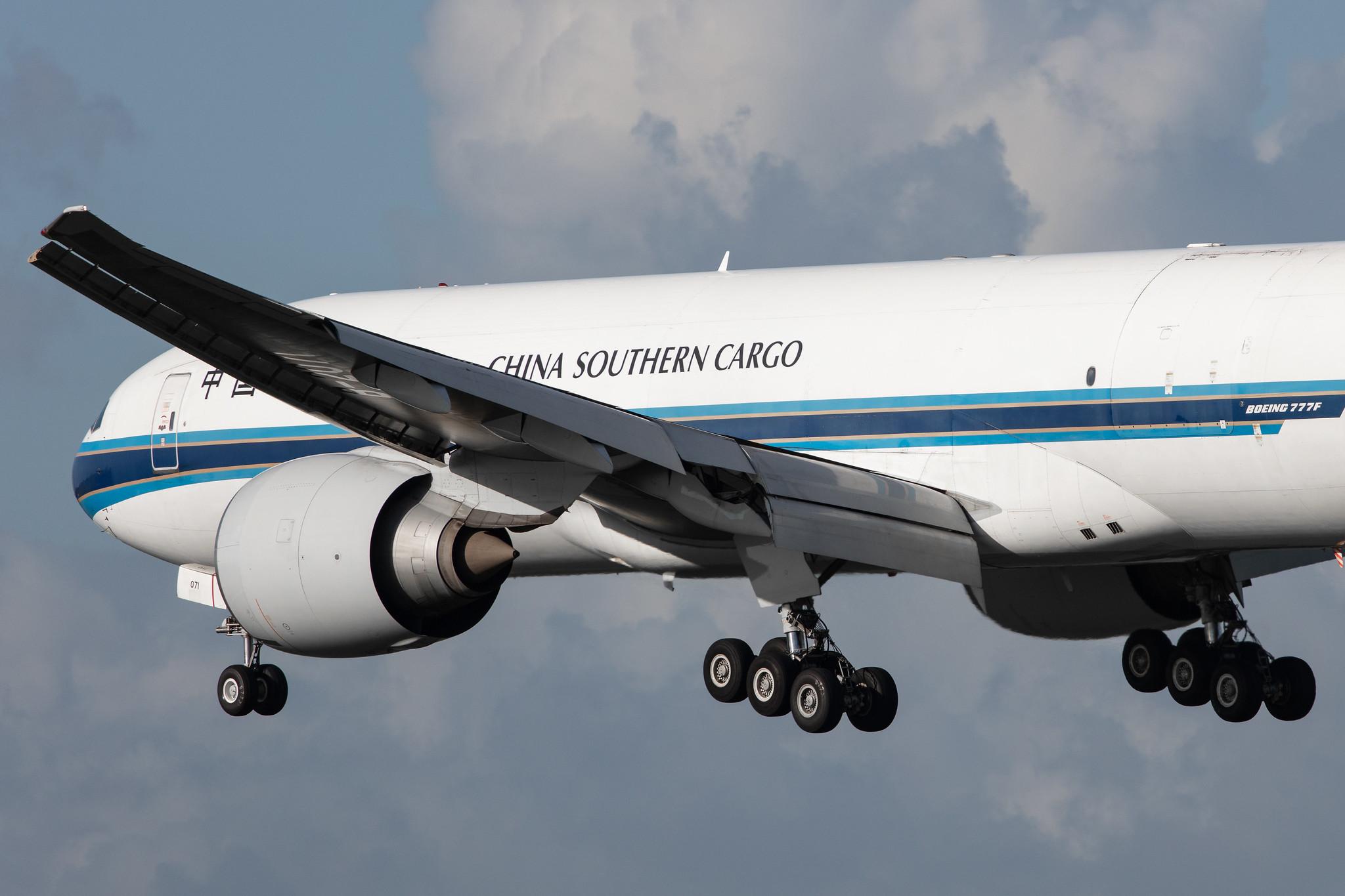 Amsterdam Airport Schiphol: China Southern Cargo (CZ / CSN) | Operator: China Southern Airlines |  Boeing 777-F1B B77L | B-2071 | MSN 37309
