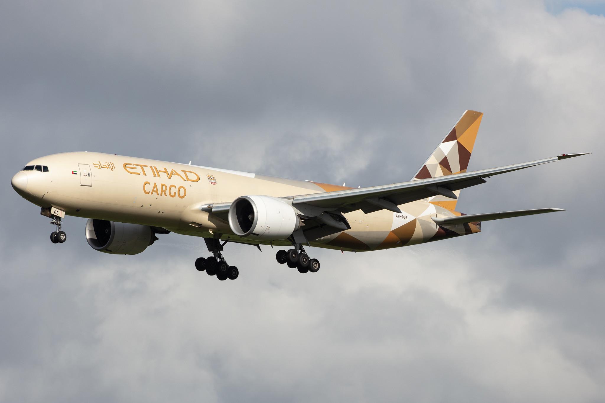 Amsterdam Airport Schiphol: Etihad Cargo (EY / ETD) | Operator: Etihad Airways |  Boeing 777-FFX B77L | A6-DDE | MSN 62745
