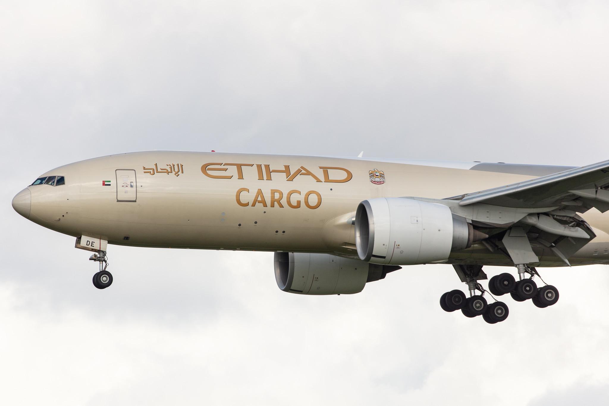 Amsterdam Airport Schiphol: Etihad Cargo (EY / ETD) | Operator: Etihad Airways |  Boeing 777-FFX B77L | A6-DDE | MSN 62745