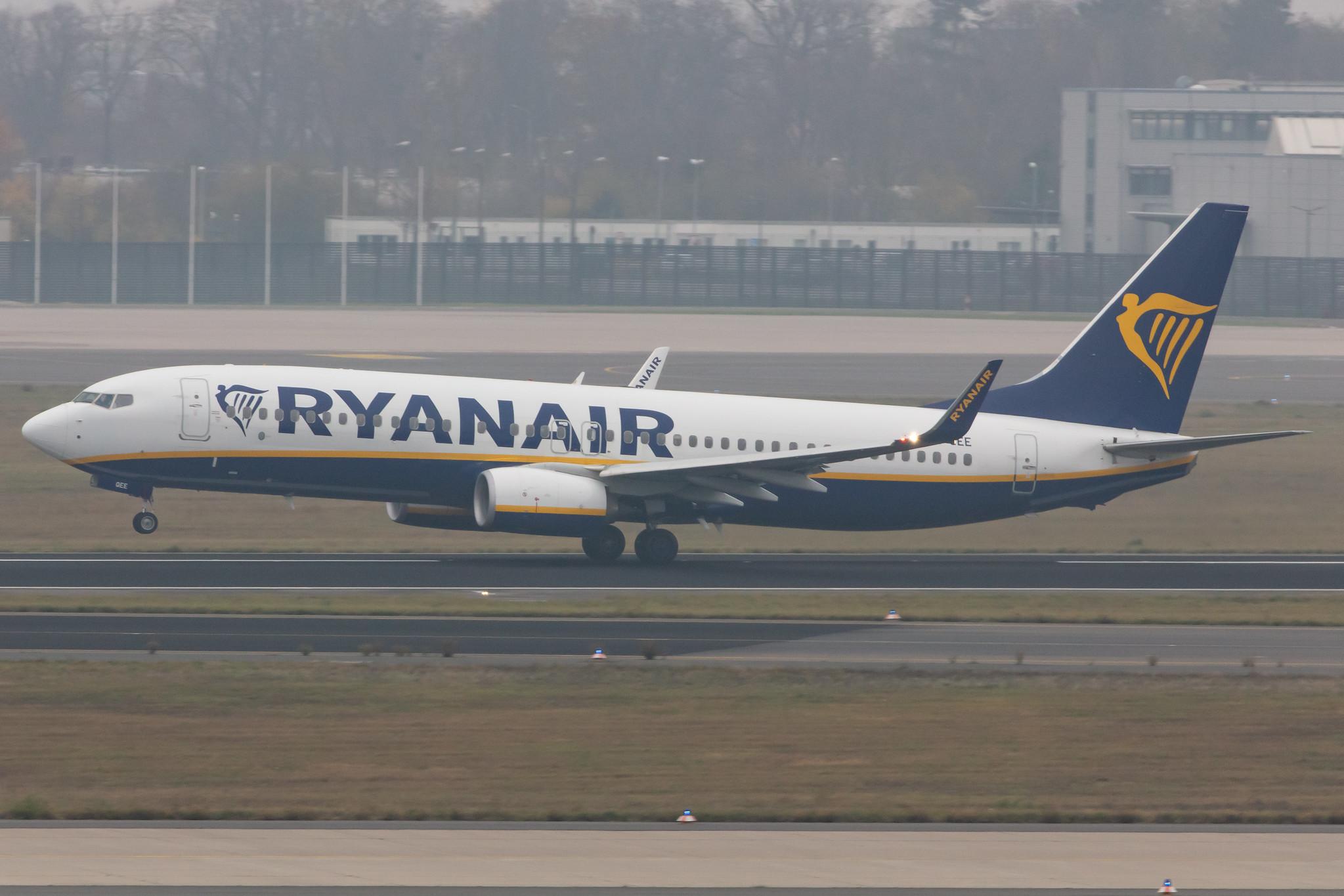 Flughafen Berlin Brandenburg: Ryanair (FR / RYR) | Operator: Malta Air |  Boeing 737-8AS B738 | 9H-QEE | MSN 44819