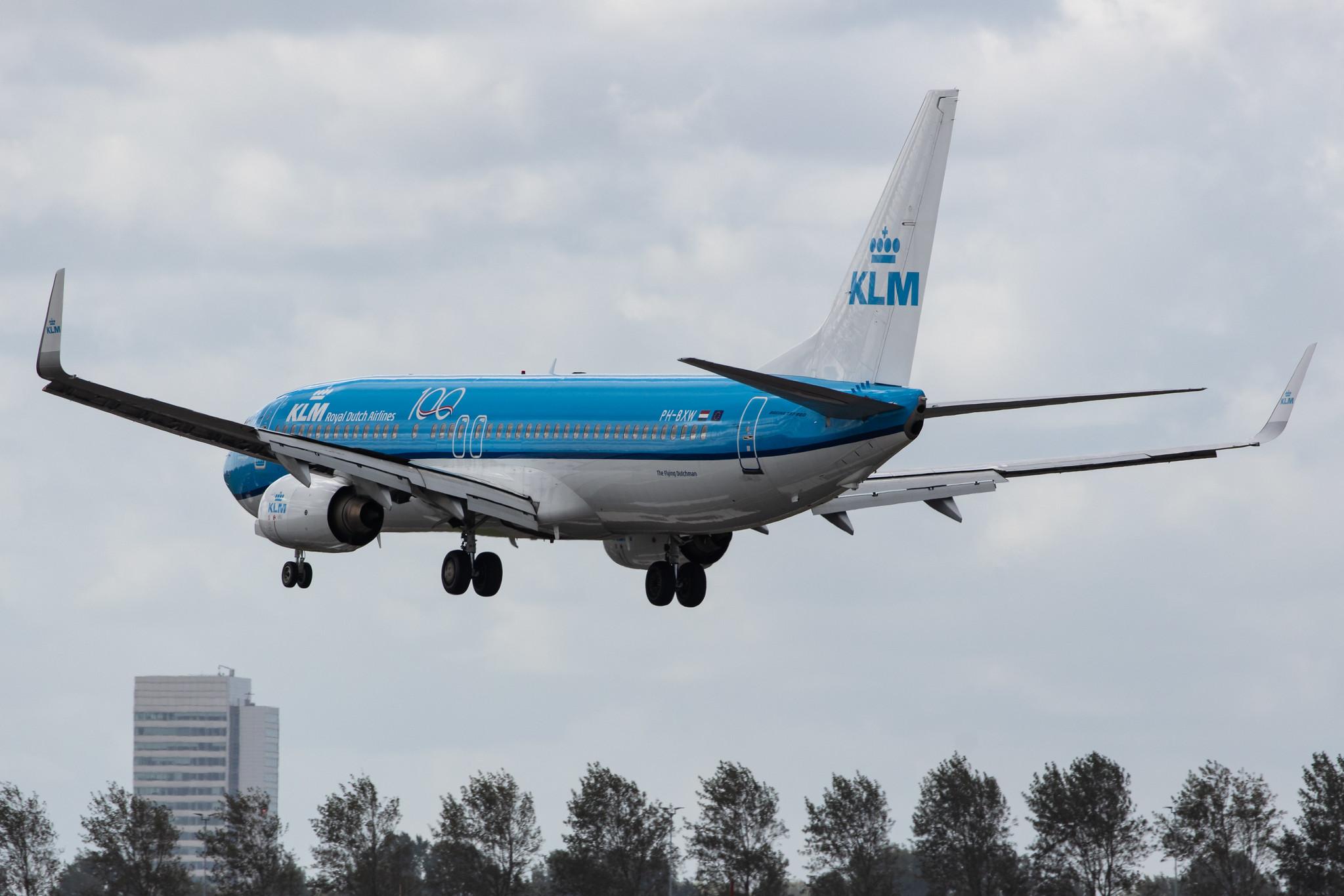 Amsterdam Airport Schiphol: KLM (KL / KLM) |  Boeing 737-8K2 B738 | PH-BXW | MSN 30360
