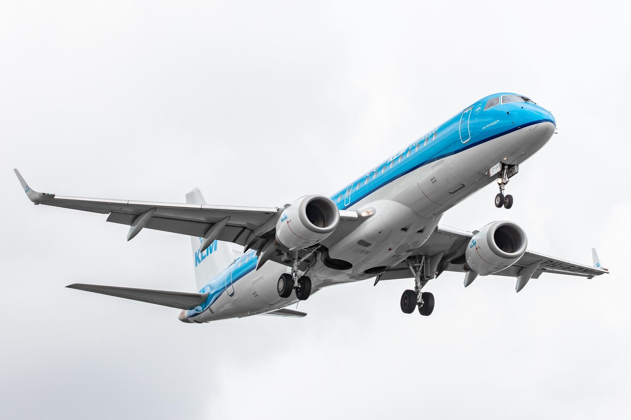 Amsterdam Airport Schiphol: KLM (KL / KLM) | Operator: KLM Cityhopper |  Embraer E190STD E190 | PH-EZY | MSN 19000649