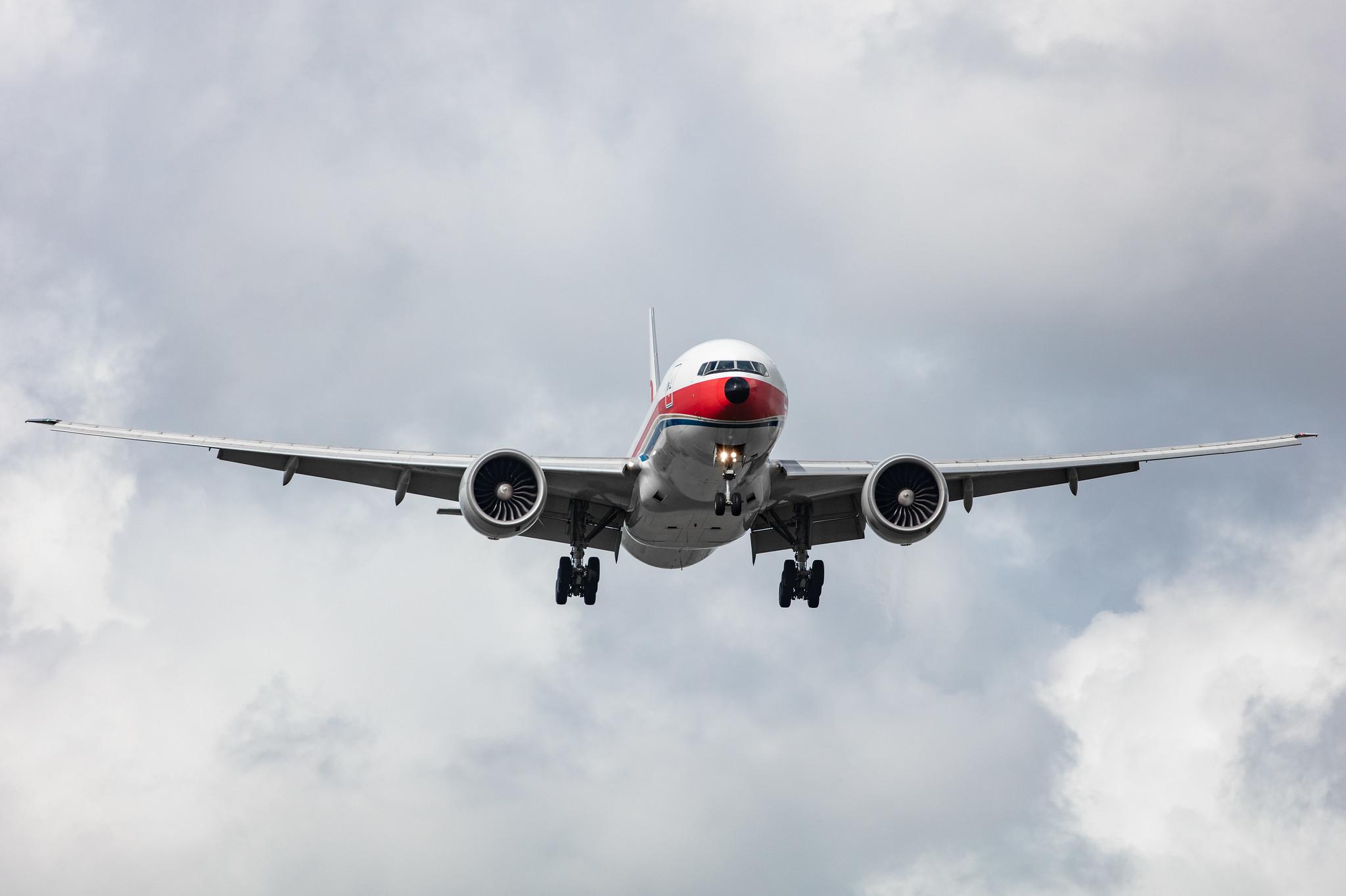 Amsterdam Airport Schiphol: China Cargo Airlines (CK / CKK) |  Boeing 777-F6N B77L | B-2082 | MSN 37716
