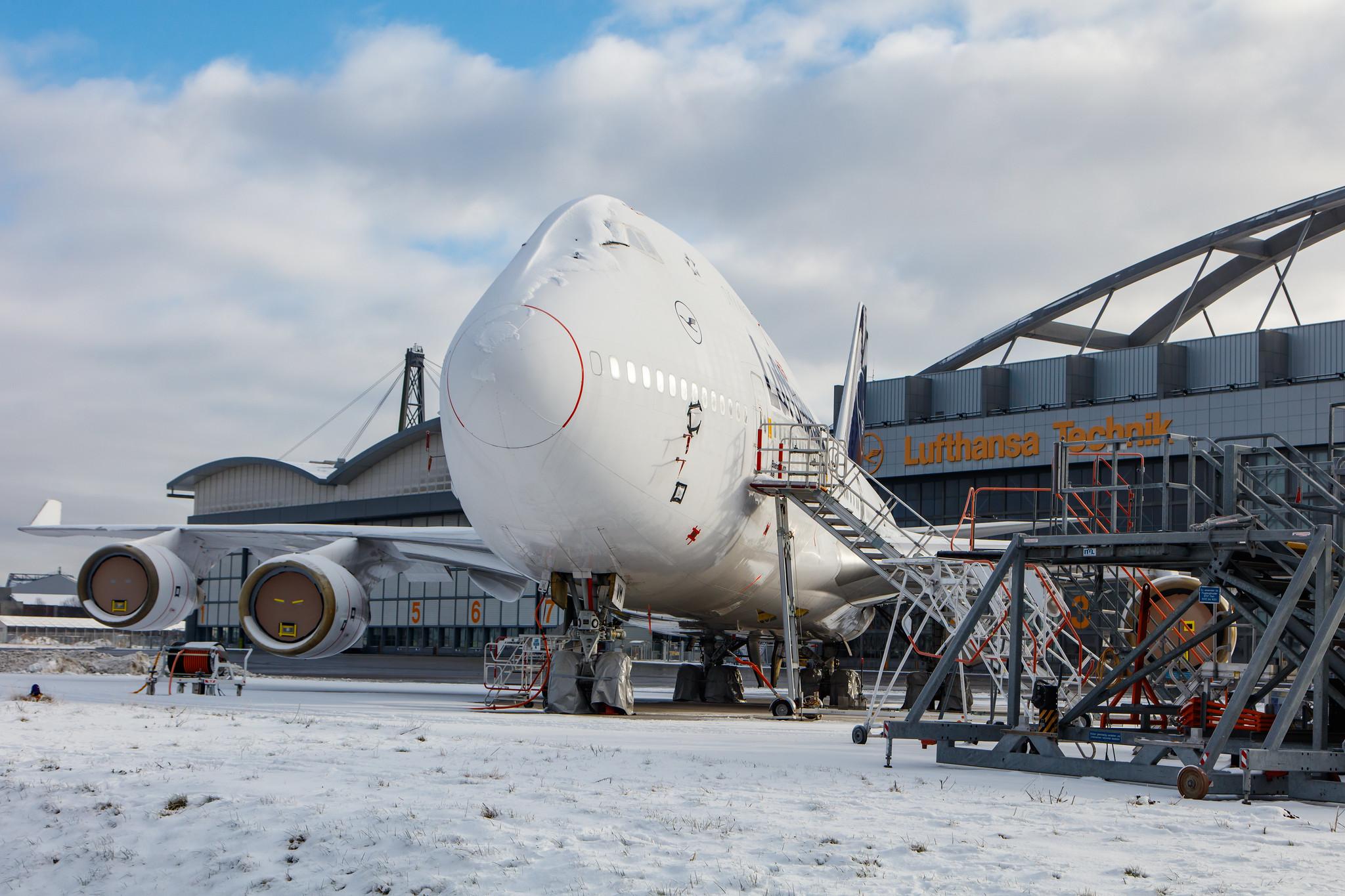 Hamburg Airport: Lufthansa (LH / DLH) |  Boeing 747-430 B744 | D-ABVM | MSN 29101