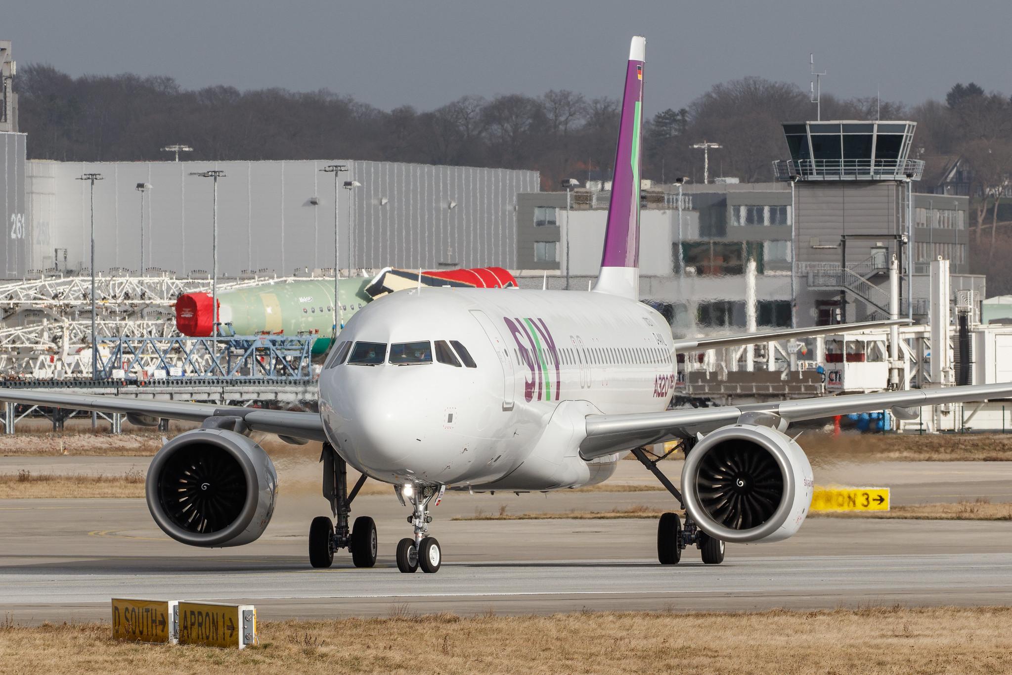 Hamburg Finkenwerder: Sky Airline (H2 / SKU) | Airbus A320-251N A20N | D-AVVL | MSN 10123