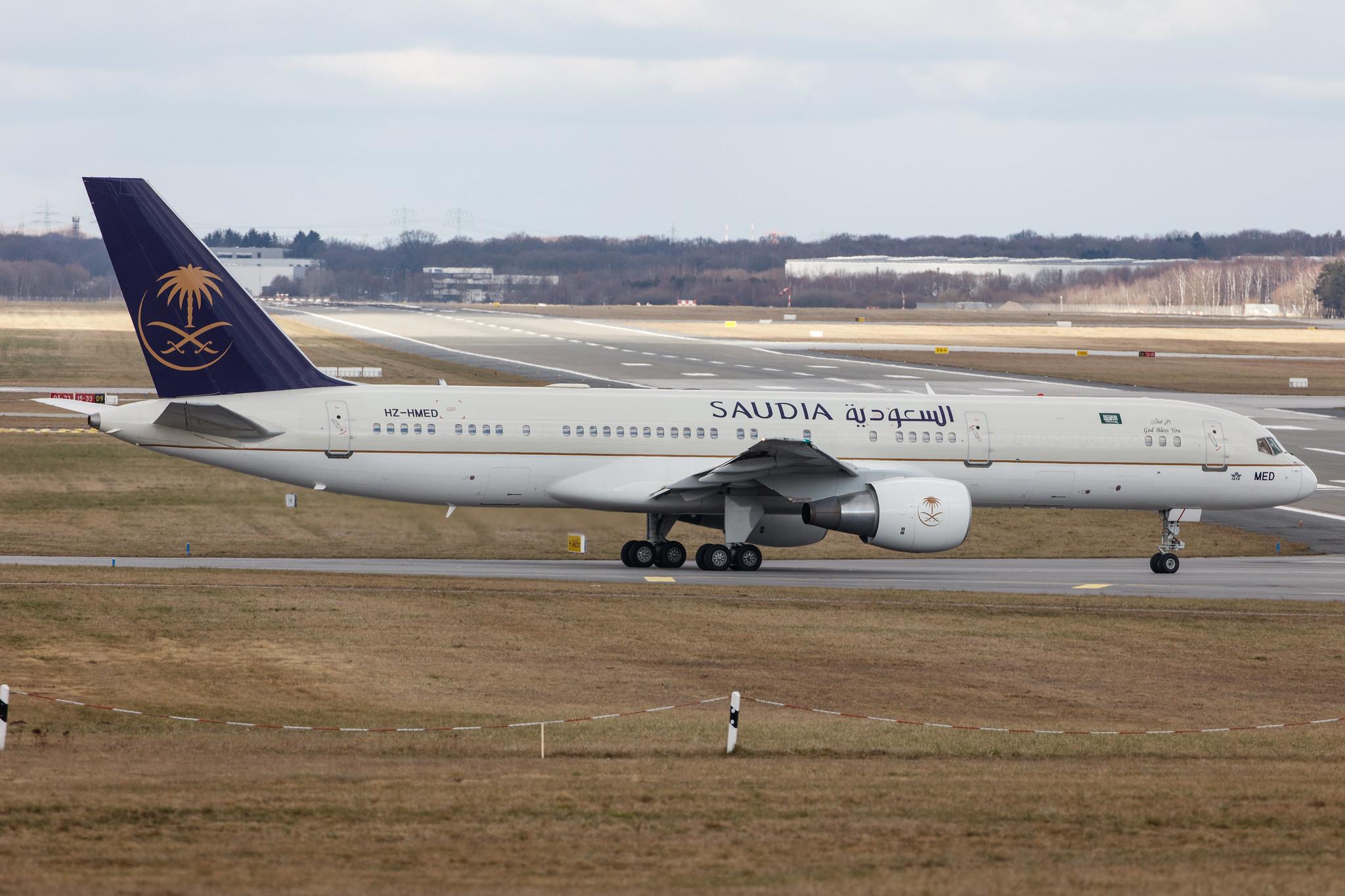 Hamburg Airport: Saudi Royal Flight (SV / SVA) | Operator: Saudia |  Boeing 757-23A B752 | HZ-HMED | MSN 25495