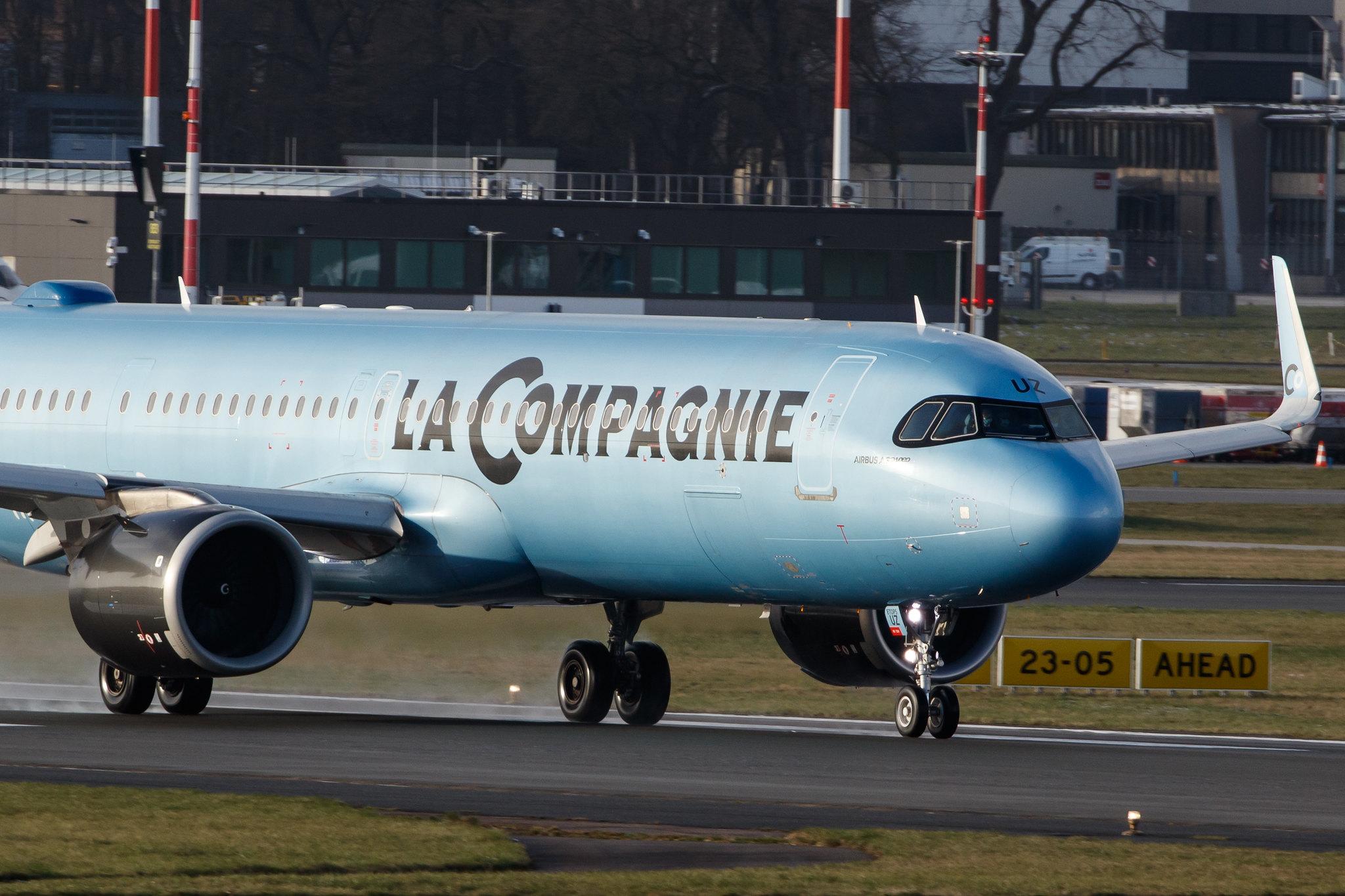 Hamburg Airport: La Compagnie (B0 / DJT) |  Airbus A321-251NX A21N | F-HBUZ | MSN 8866