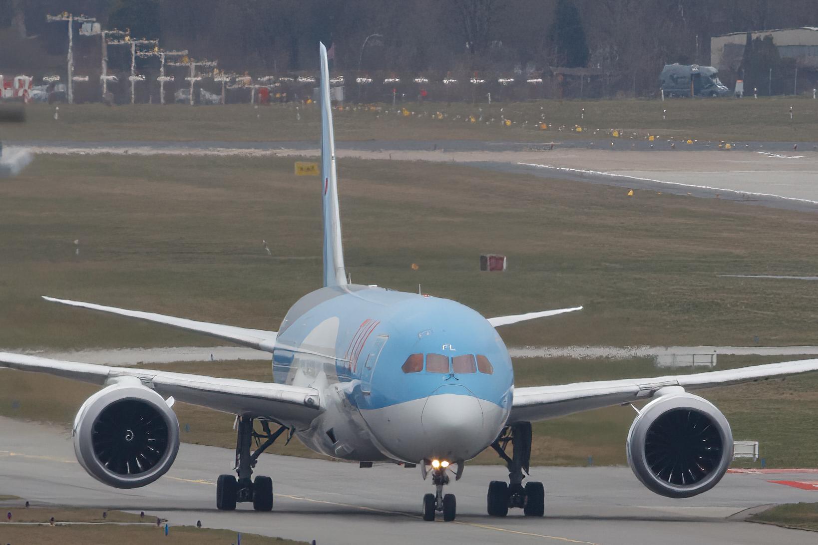 Hamburg Airport: TUI (X3 / TUI) | Operator: TUI fly Netherlands |  Boeing 787-8 Dreamliner B788 | PH-TFL | MSN 37228