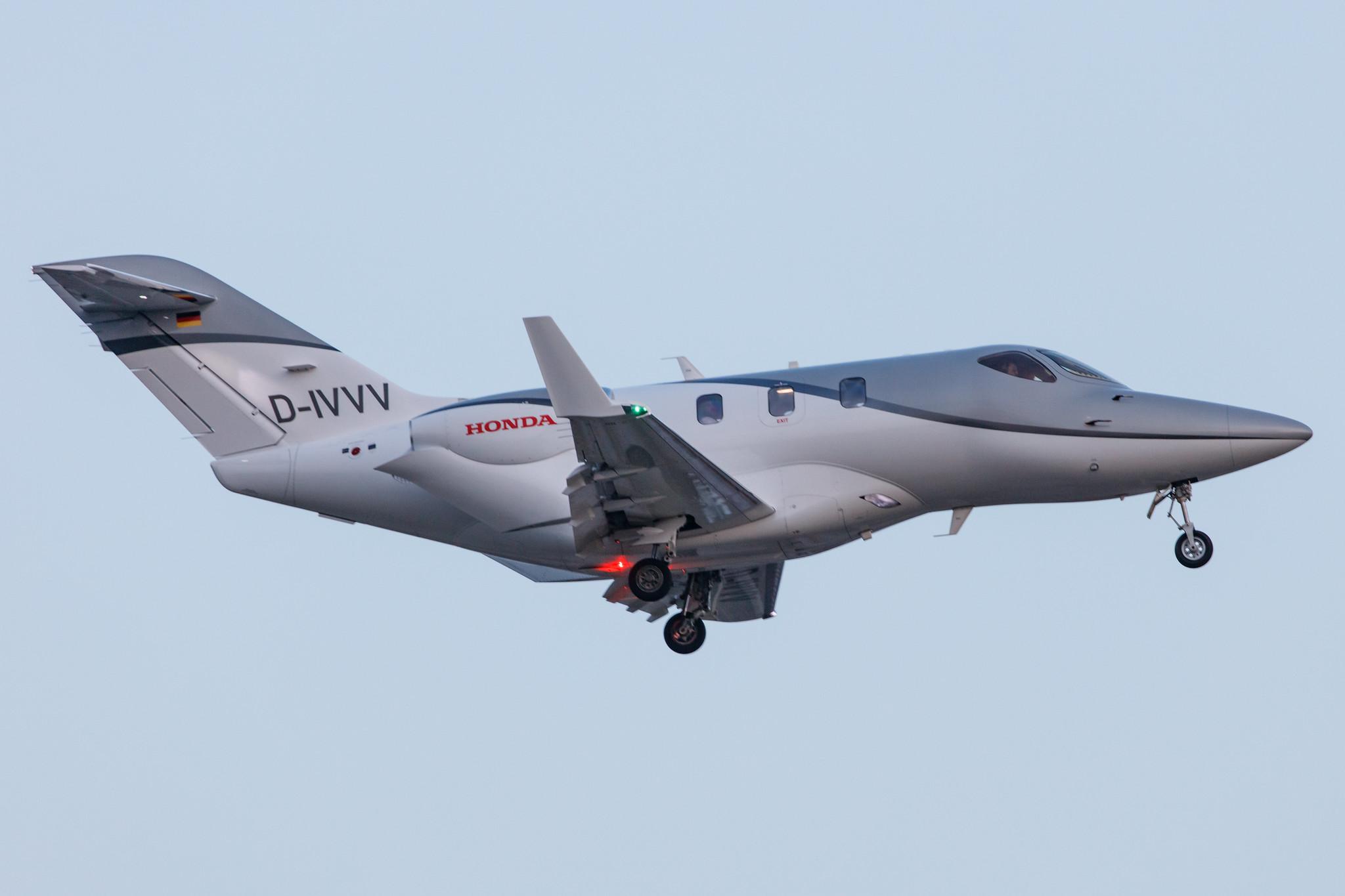 Hamburg Airport: Private owner |  Honda HA-420 HondaJet HDJT | D-IVVV | MSN 42000060