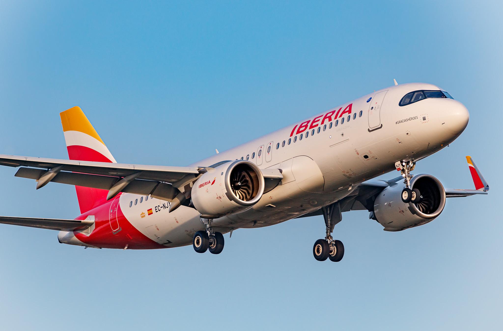 Hamburg Airport: Iberia (IB / IBE) |  Airbus A320-251N A20N | EC-NJY | MSN 10135